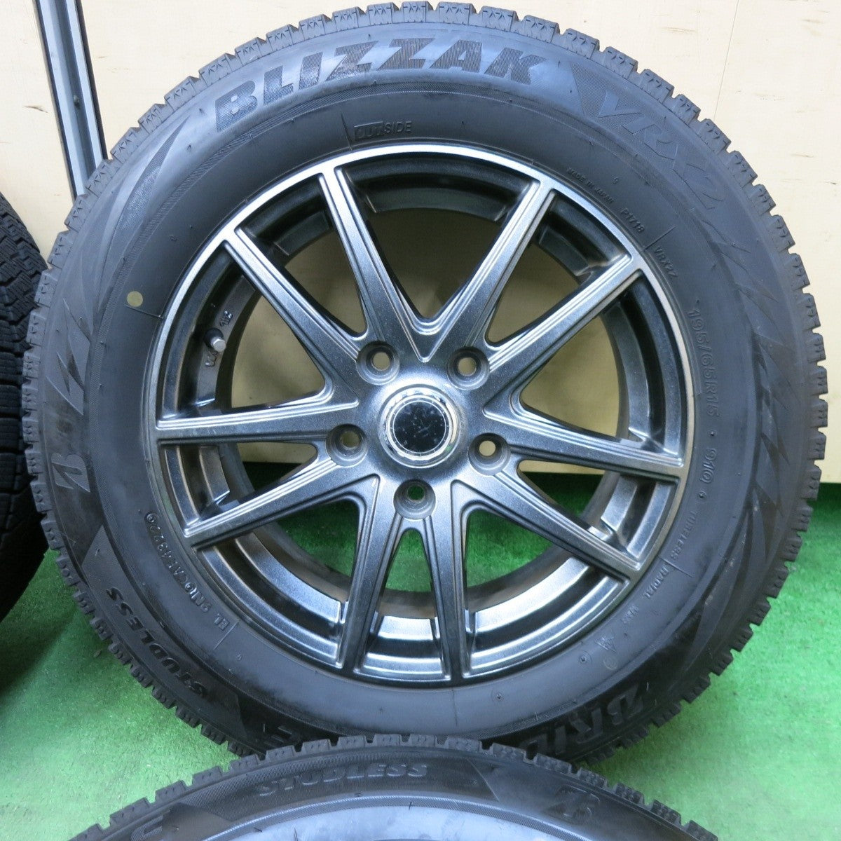 バリ溝！22年！キレイ！9分★スタッドレス 195/65R15 ブリヂストン ブリザック VRX2 社外 アルミ 15インチ PCD114.3/5H★4121811SYス