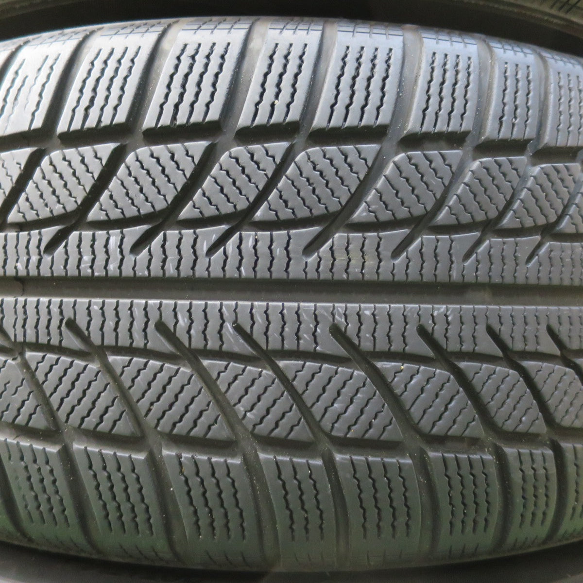 キレイ★スタッドレス 235/50R18 グッドライド SW608 SNOWMASTER LYZER ライザー 18インチ PCD114.3/5H★6013114イス