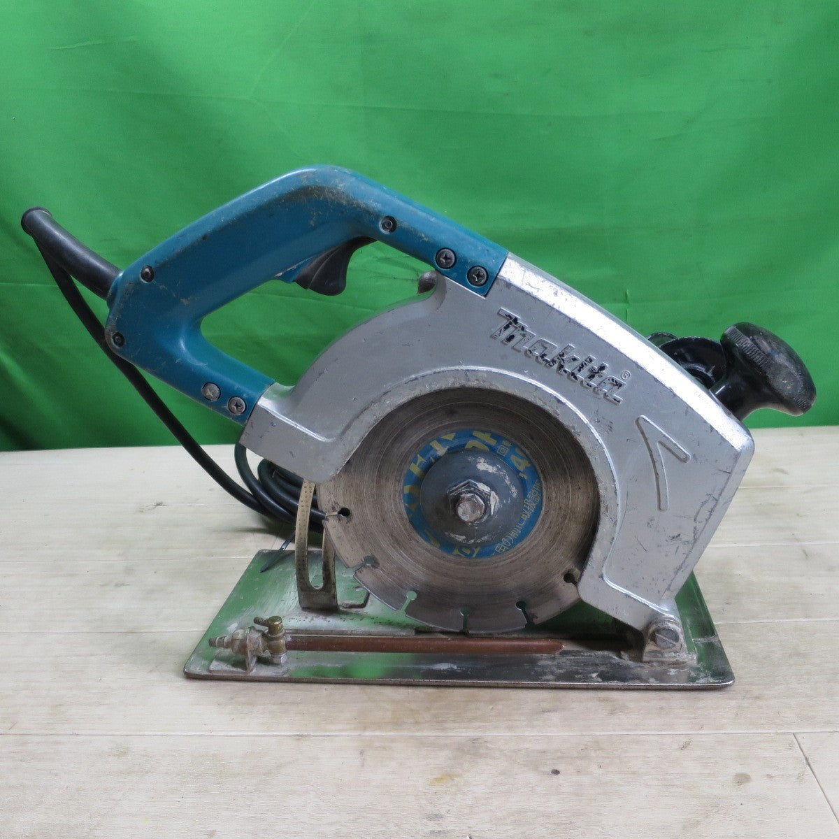 ☆マキタ 7型 カッタ 4107R 電動 工具 切断機 コンクリート カッター コード式 100V makita☆