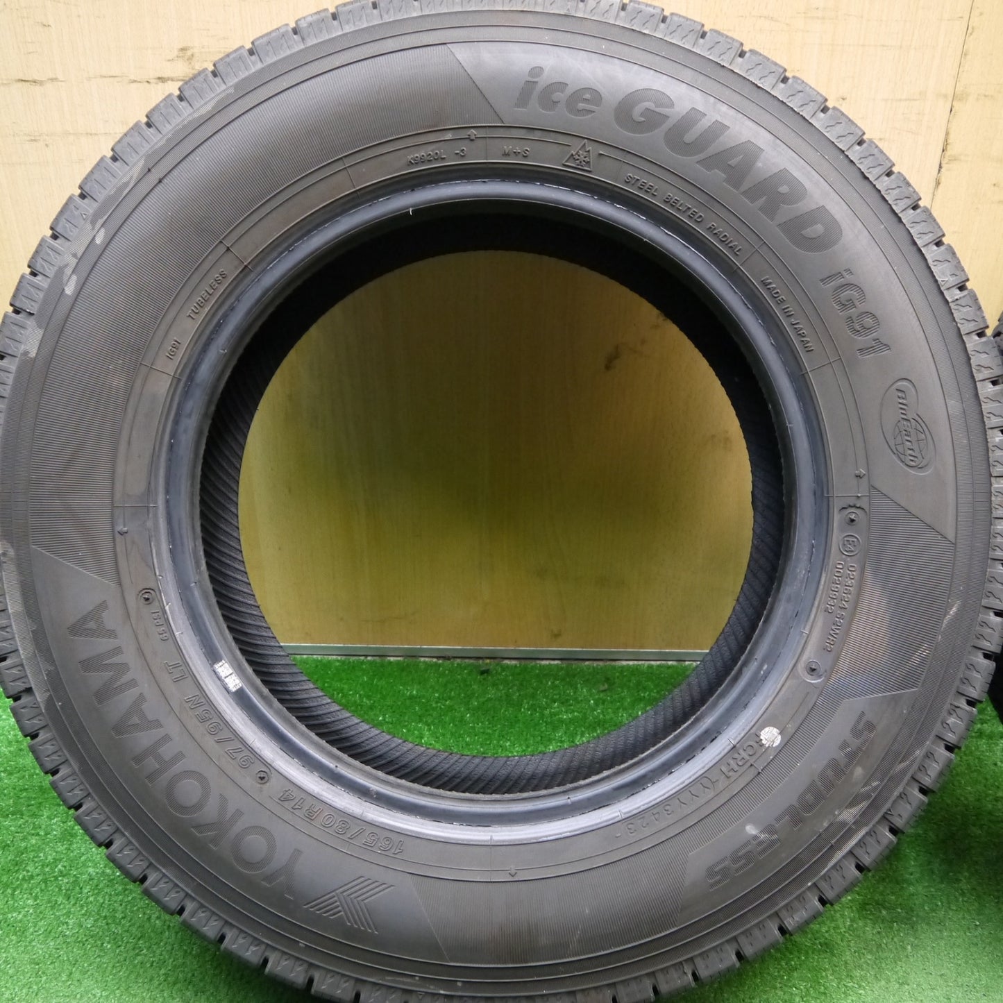 バリ溝！23年！9.5分以上★スタッドレス 165/80R14 97/95N ヨコハマ アイスガード iG91 タイヤ 14インチ ADバン バネット タウンエース サクシード 等★5052003Hスタ