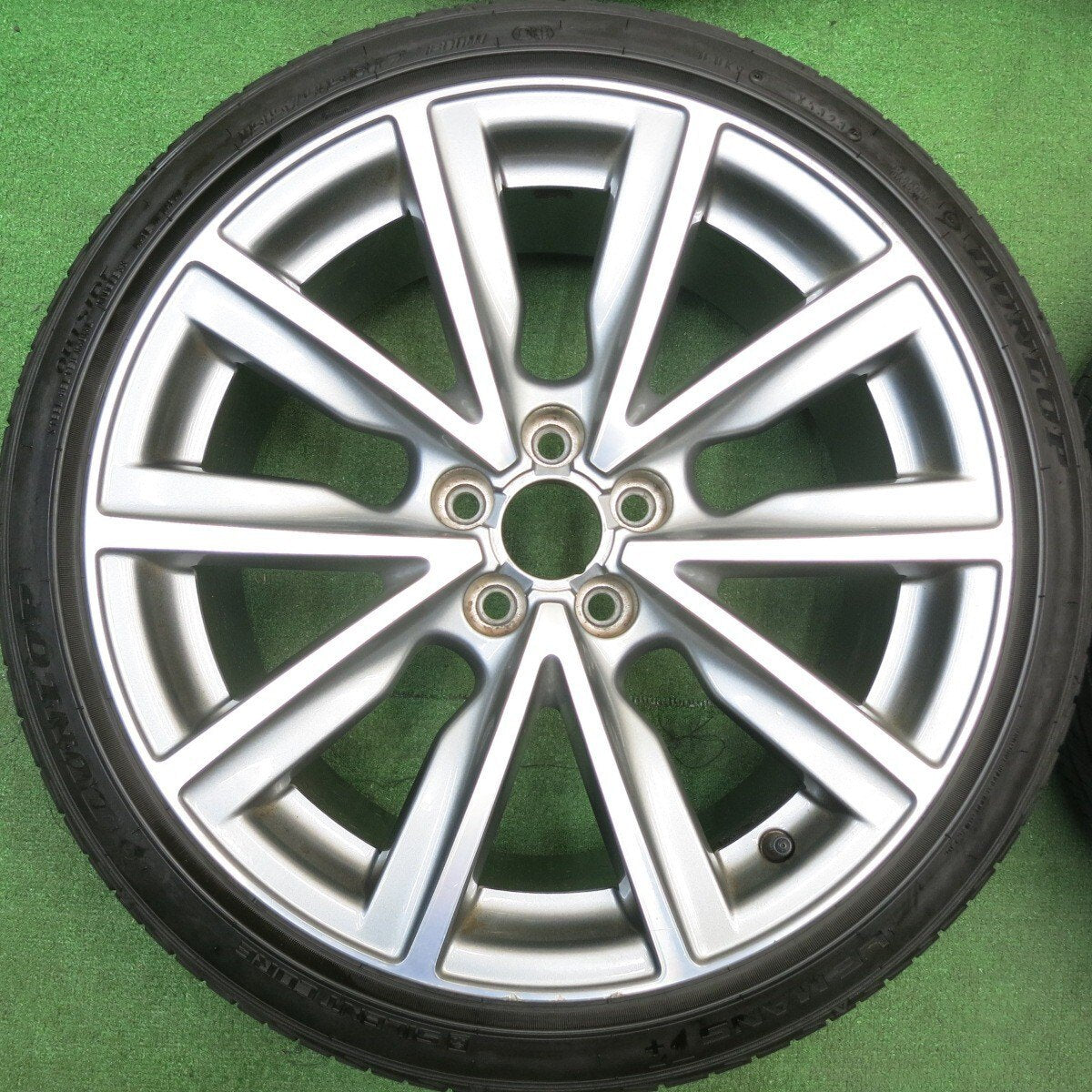 バリ溝！23年！★アウディ A1 スポーツバック 純正 195/45R17 ダンロップ LE MANS V+ 17インチ PCD100/5H★5042712HAノ