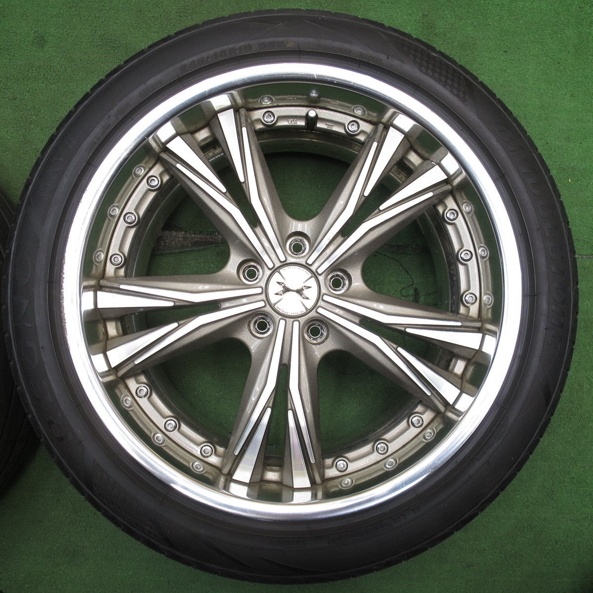 4本価格！21年★245/45R19 ブリヂストン レグノ GRV2 MAVERICK MV-605S マーベリック 19インチ PCD114.3/5H★5060901NJノ