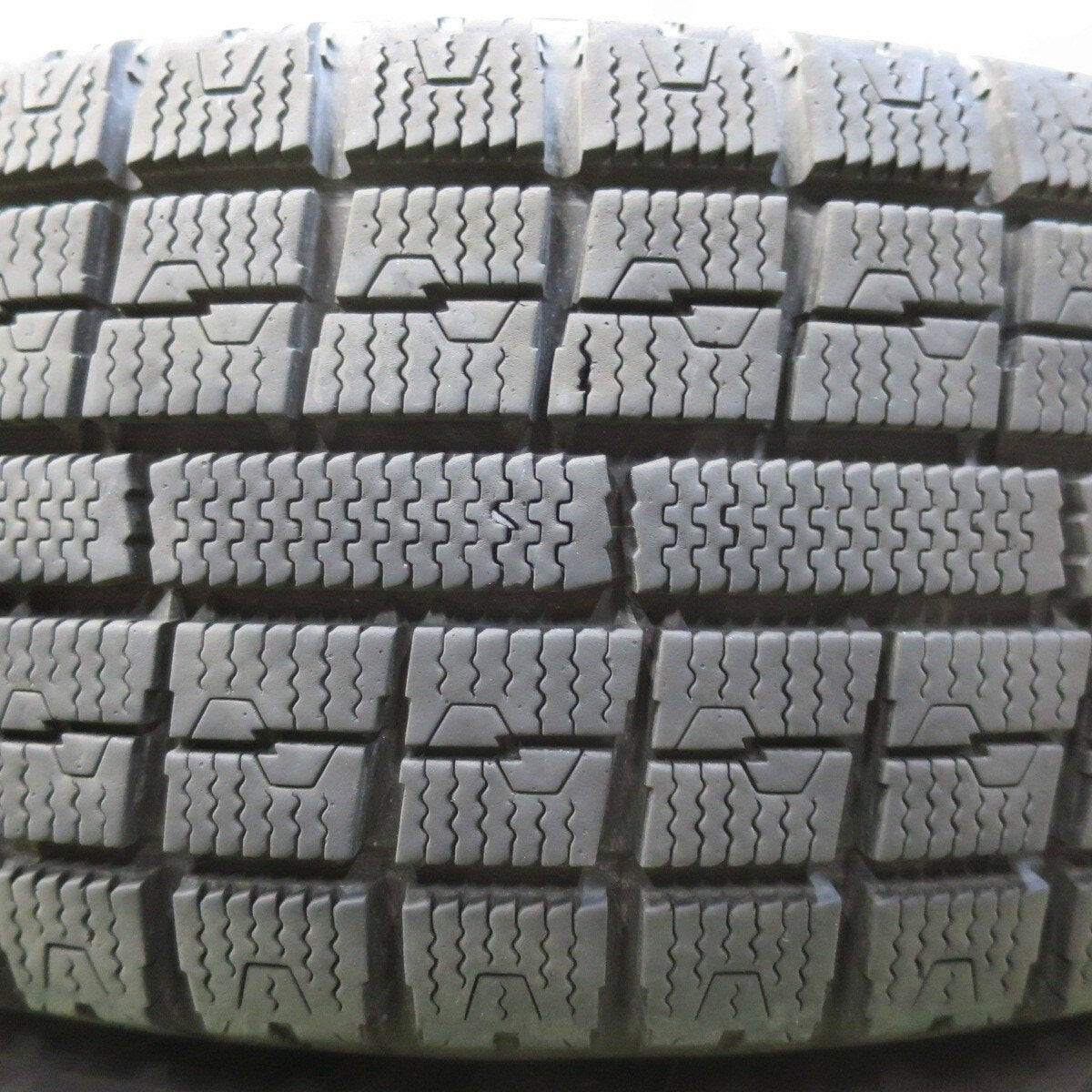 4本価格◎スタッドレス 185/70R14 トーヨー ガリット G5 ブリヂストン ブリザック REVO GZ giro ギロ 14インチ PCD100 114.3/4H マルチ◎5032203イス