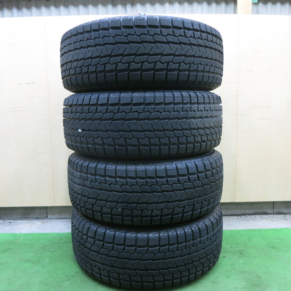バリ溝！キレイ！9.5分★PREMIX 飛車 ヒシャ 265/65R17 スタッドレス ヨコハマ アイスガード G075 17インチ PCD139.7/6H★6011305ナス