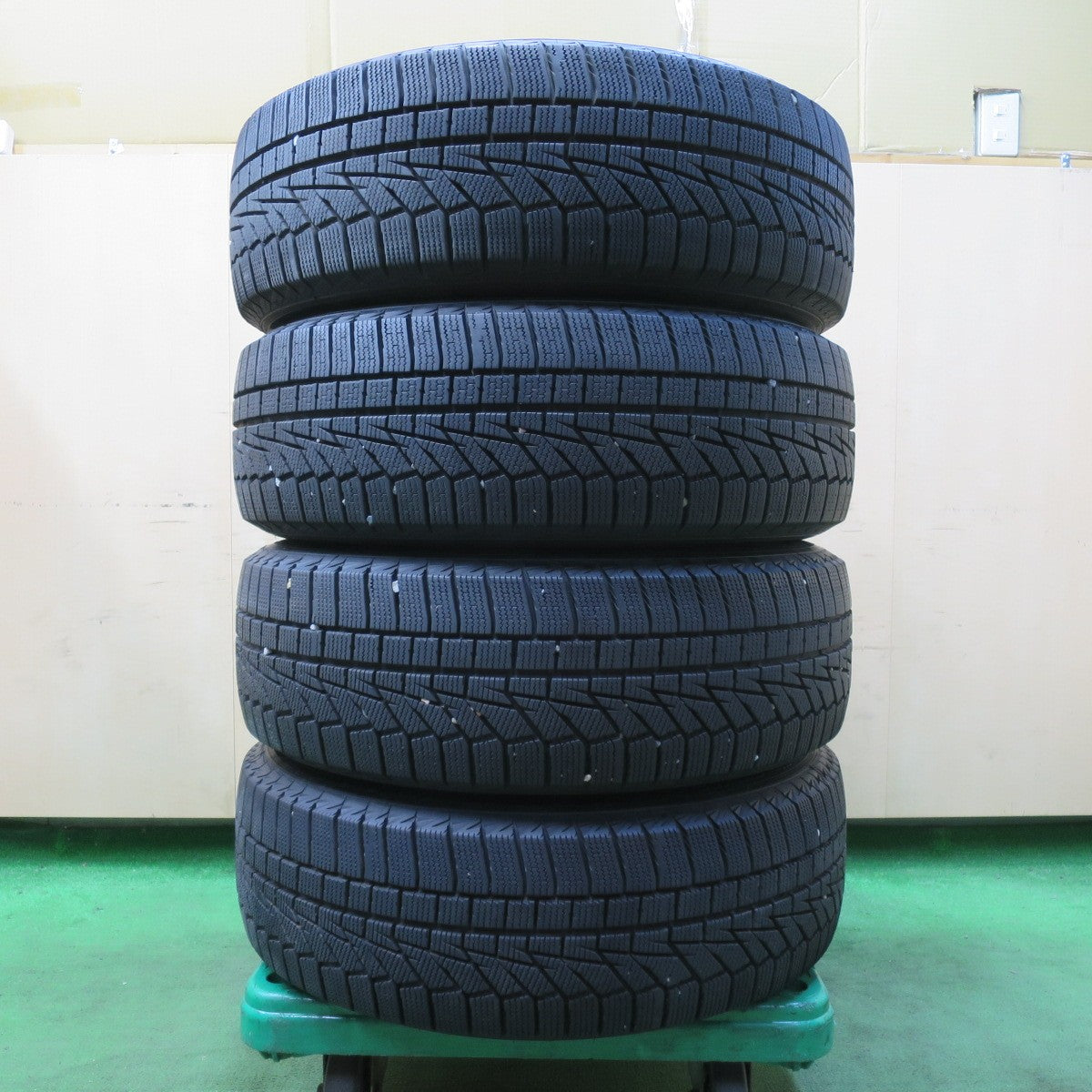 [送料無料] バリ溝！22年！9.5分★日産 T31 エクストレイル 純正 215/60R17 スタッドレス ハンコック ウインター アイセプト IZ2A 17インチ PCD114.3/5H★5011512イス