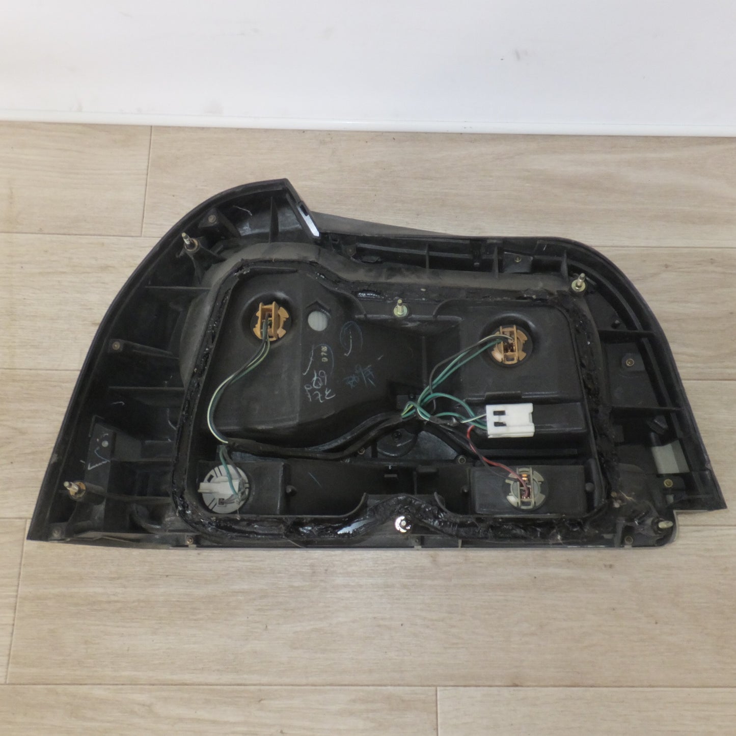 [送料無料] ★日産 NISSAN 純正 スカイライン ER34 テールライト KOITO 220-66260　KOITO 13-06701 右(12)★