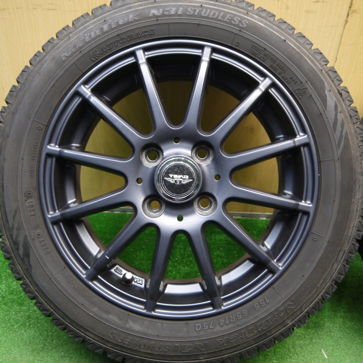 バリ溝！キレイ！9.5分以上★スタッドレス 155/65R14 オートバックス ノーストレック N3i TEAD テッド 14インチ PCD100/4H★5043003Hス