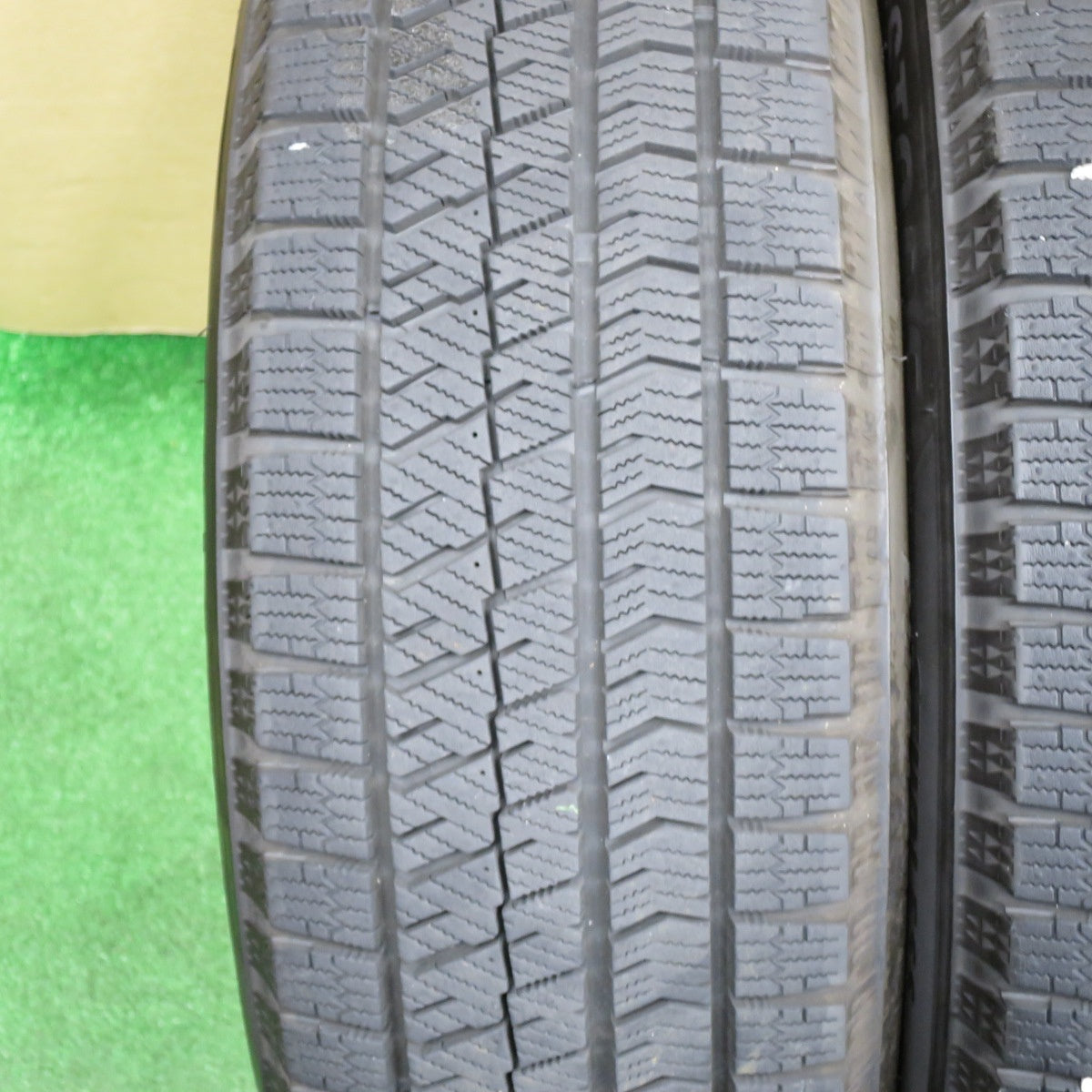 バリ溝！23年！キレイ！9分★スタッドレス 195/65R16 ブリヂストン ブリザック VRX2 VELVA SPORTZ ヴェルヴァ 16インチ PCD100/4H★6030901NKス