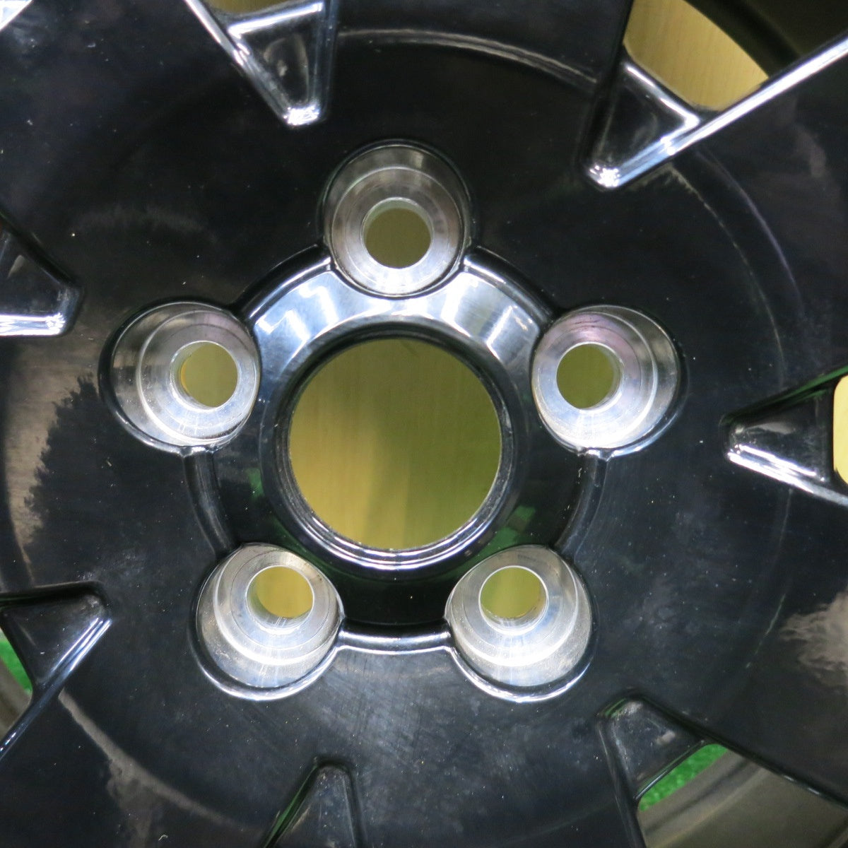 新車外し！25年★三菱 デリカ D:5 シャモニー 純正 225/55R18 ヨコハマ ジオランダー SUV G055 G055E 18インチ D5 PCD114.3/5H★6010306HAノ