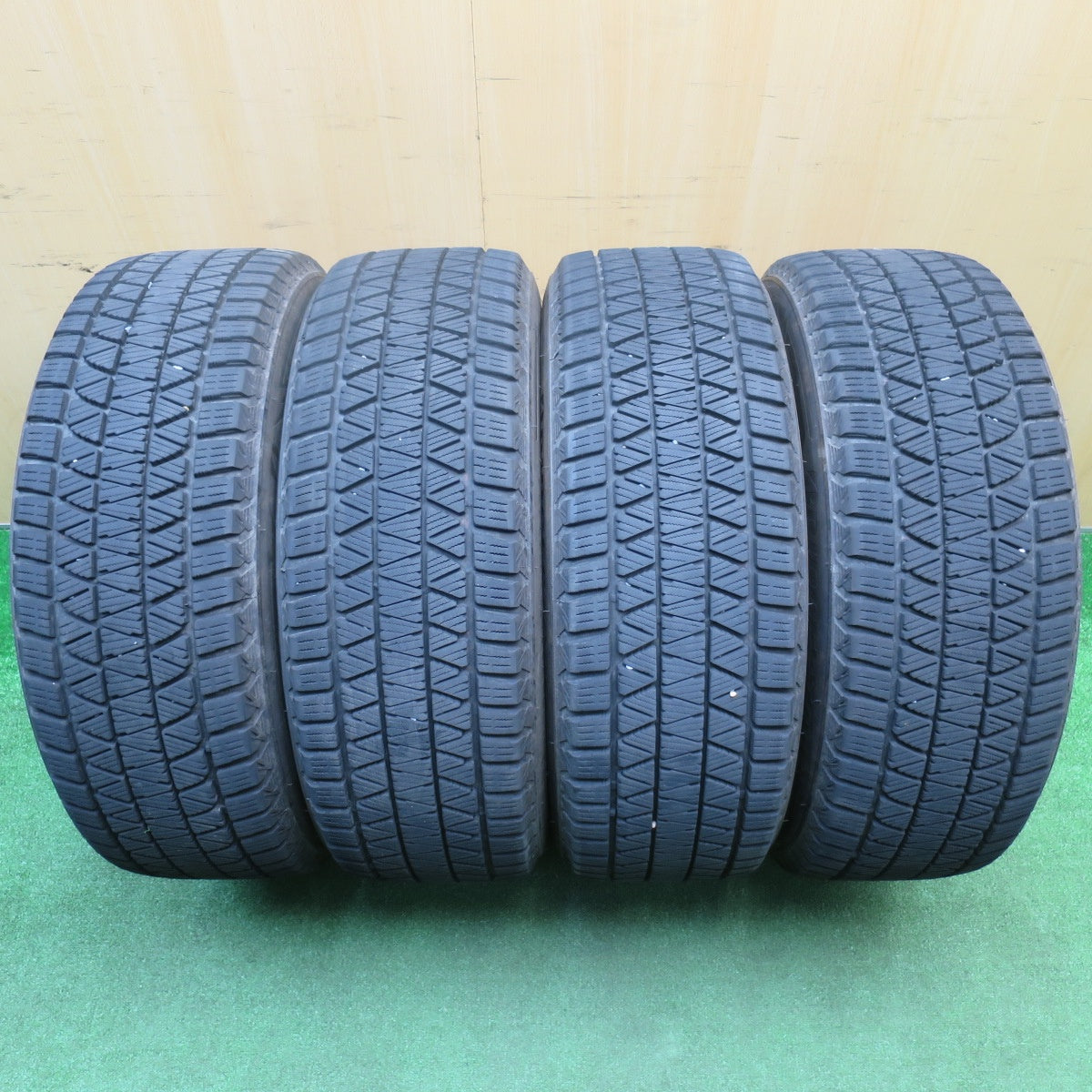 バリ溝！22年！キレイ！9分★スタッドレス 225/60R17 ブリヂストン ブリザック DM-V3 TOPRUN トップラン 17インチ PCD114.3/5H★5111802NJス