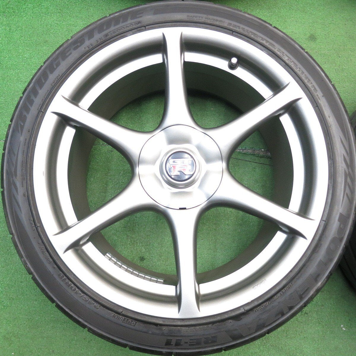 キレイ★日産 GT-R R34 純正 245/40R18 ブリヂストン ポテンザ RE-11 18インチ GTR PCD114.3/5H★5052303AKノ