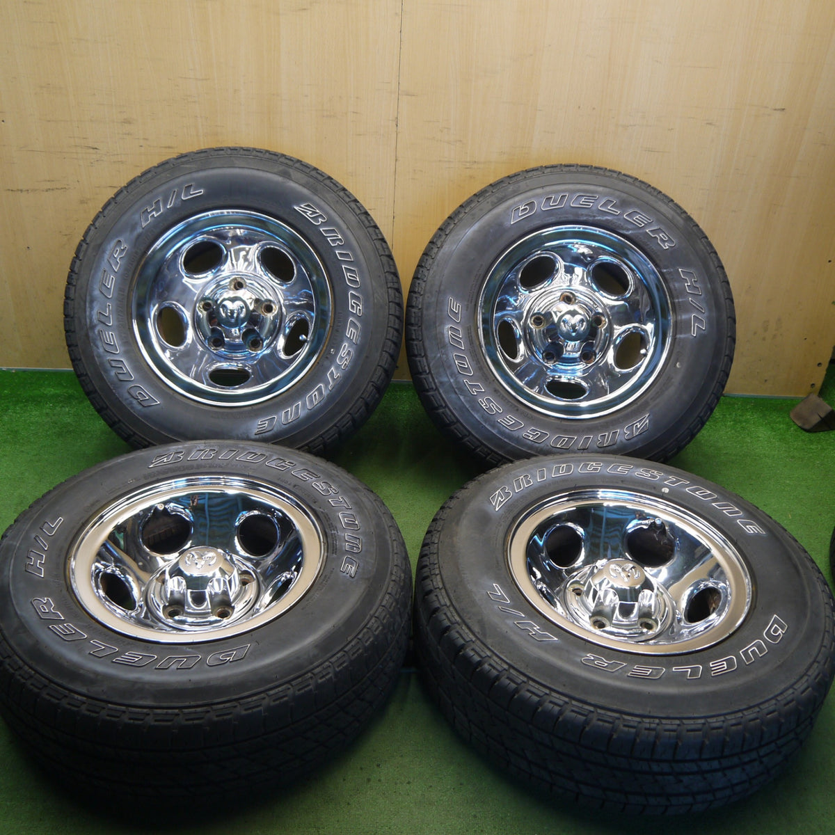 バリ溝！キレイ！8.5分◎ダッジ ラムバン 純正 スチール 235/75R15 104/101S ブリヂストン デューラー H/L 683 15インチ PCD139.7/5H◎6082501Hノ