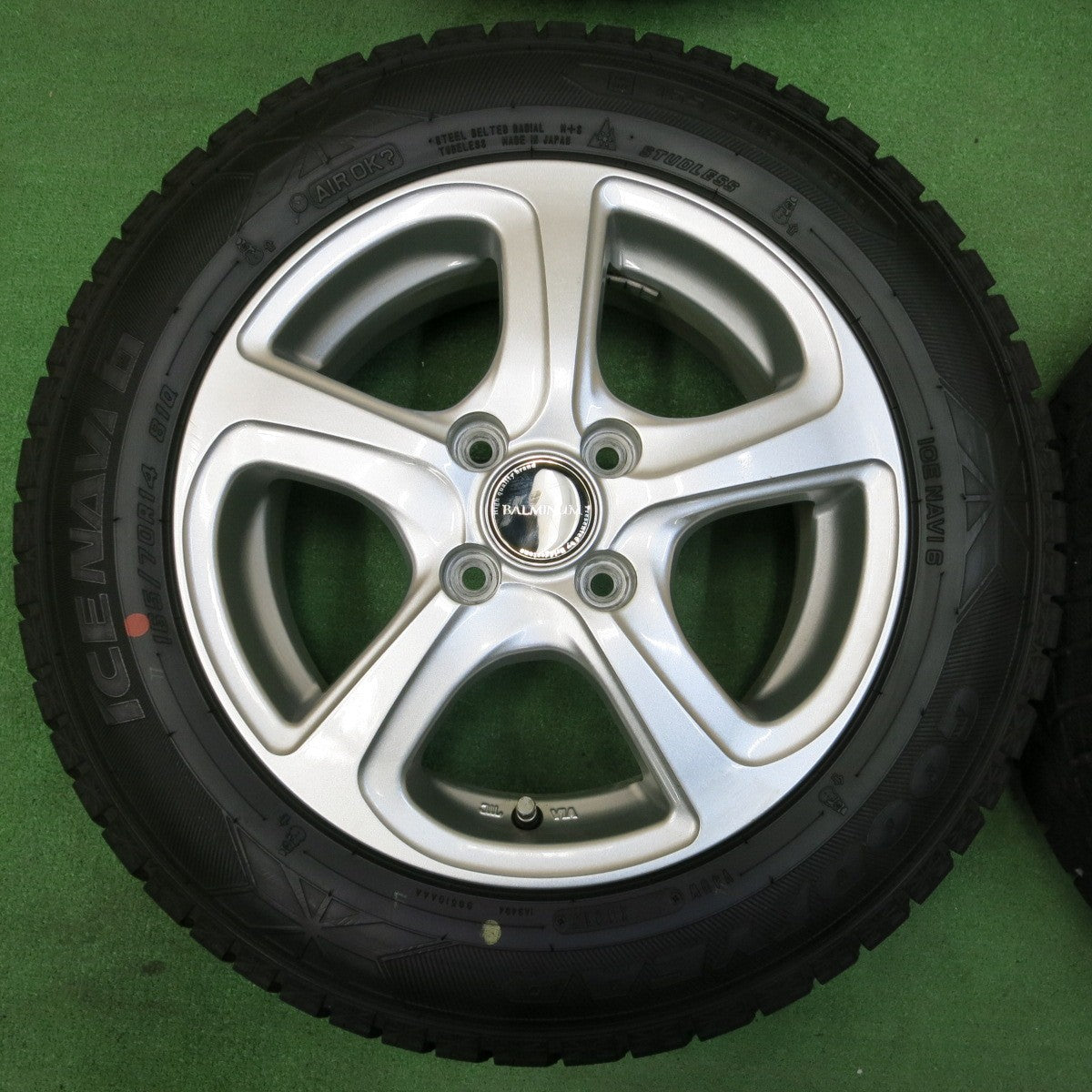 *送料無料* 超バリ溝！キレイ！ほぼ10分★スタッドレス 165/70R14 グッドイヤー アイスナビ6 BALMINUM バルミナ 14インチ PCD100/4H★4052108イス