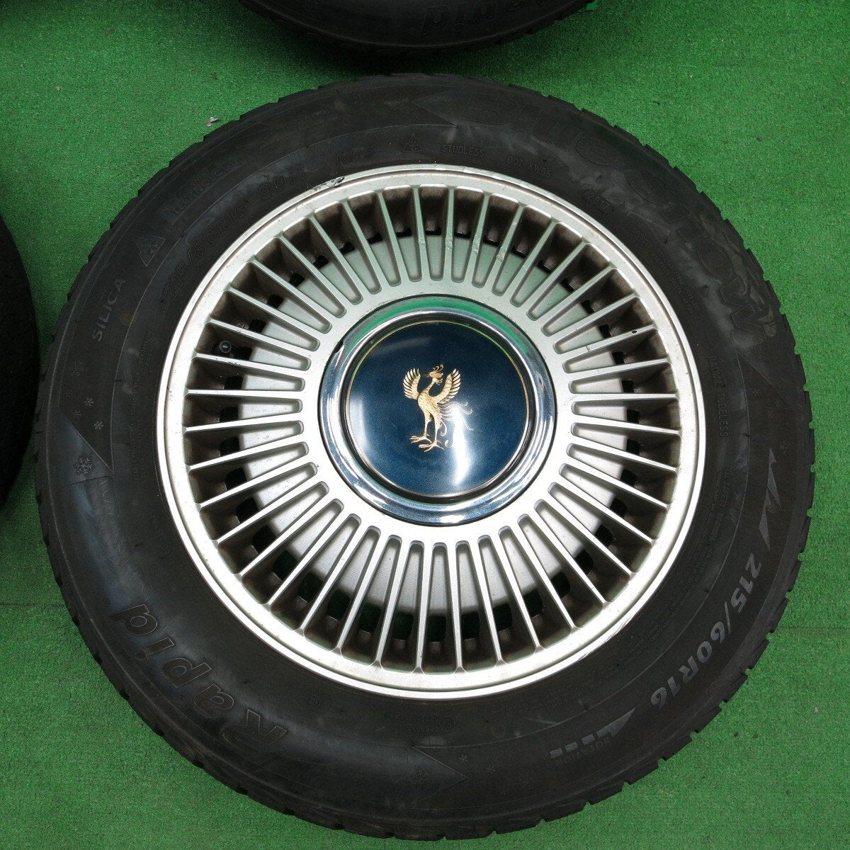 4本価格★トヨタ GZG50 センチュリー 純正 215/60R16 スタッドレス ラピッド Blue Snow 16インチ PCD114.3/5H★4042701ナス