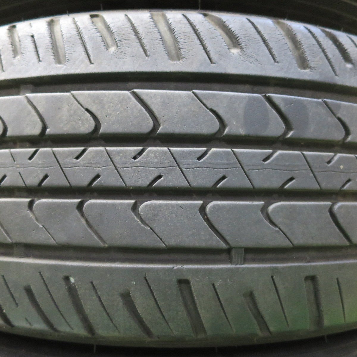 *送料無料* バリ溝！キレイ！8.5分★MAK 245/60R18 グッドイヤー EfficientGrip SUV hybrid HP01 18インチ PCD114.3/5H★4063001イノ