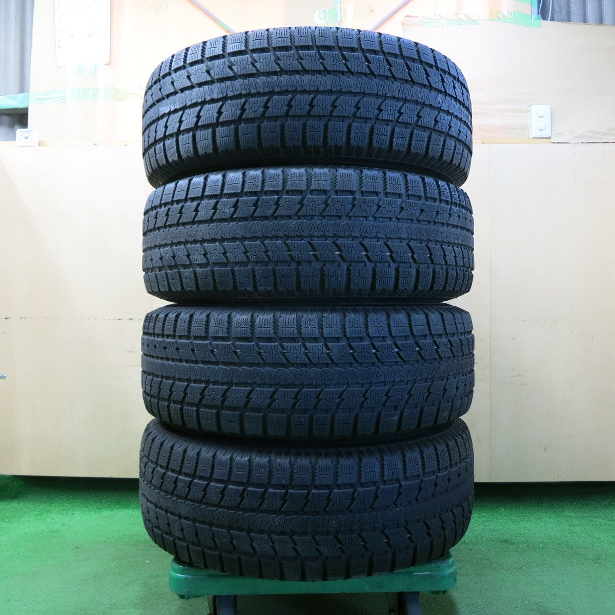 *送料無料* バリ溝！8.5分★KEELER スタッドレス 265/70R17 トーヨー オブザーブ GSi-5 キーラー 17インチ PCD139.7/6H★4050301イス