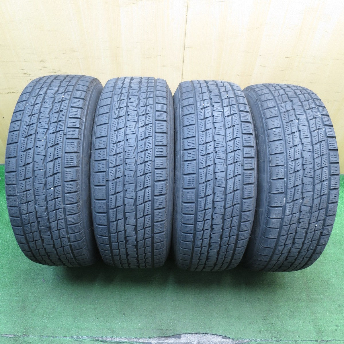 バリ溝！キレイ！8.5分★スタッドレス monarch CLIMATE 265/65R17 グッドイヤー アイスナビ SUV モナーク クライメイト 17インチ PCD139.7/6H★5053004NJス