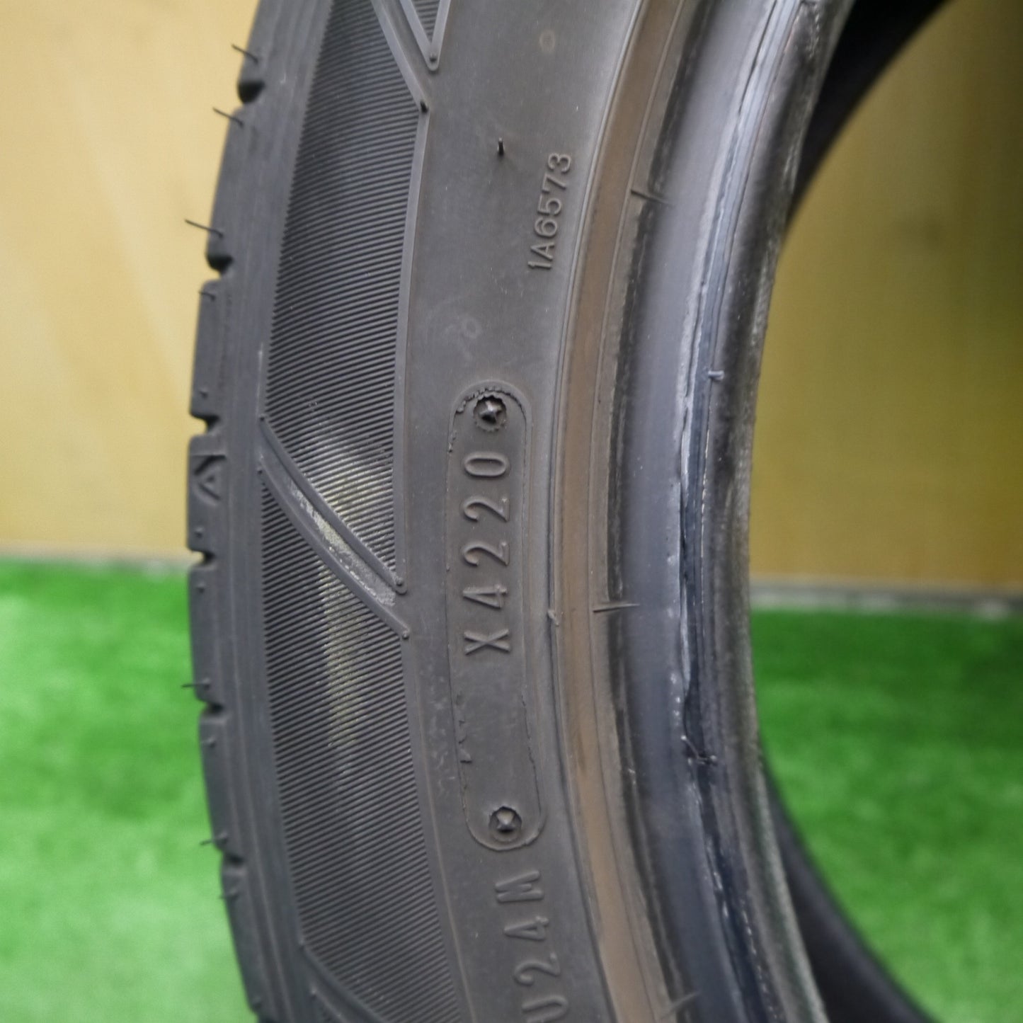 1本価格★215/50R17 ダンロップ SPスポーツマックス 050 タイヤ 17インチ レヴォーグ プリウスα ウィッシュ 等★5060911Hノタ