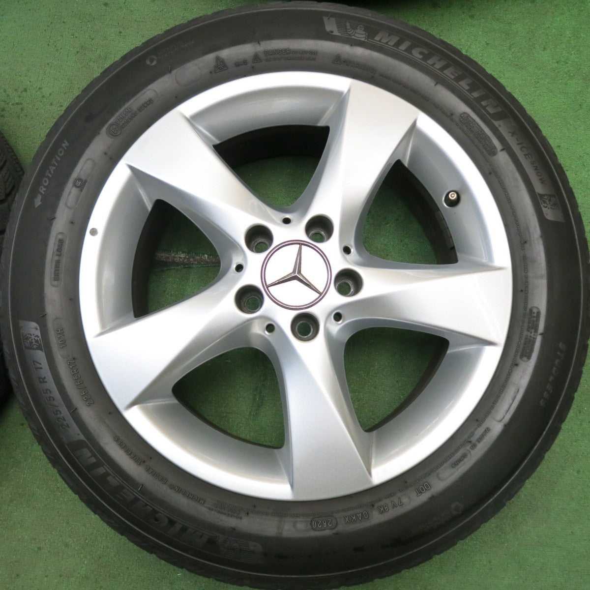 キレイ★ベンツ W447 Vクラス 純正 225/55R17 スタッドレス ミシュラン X-ICE SNOW 17インチ PCD112/5H★5080307HAス