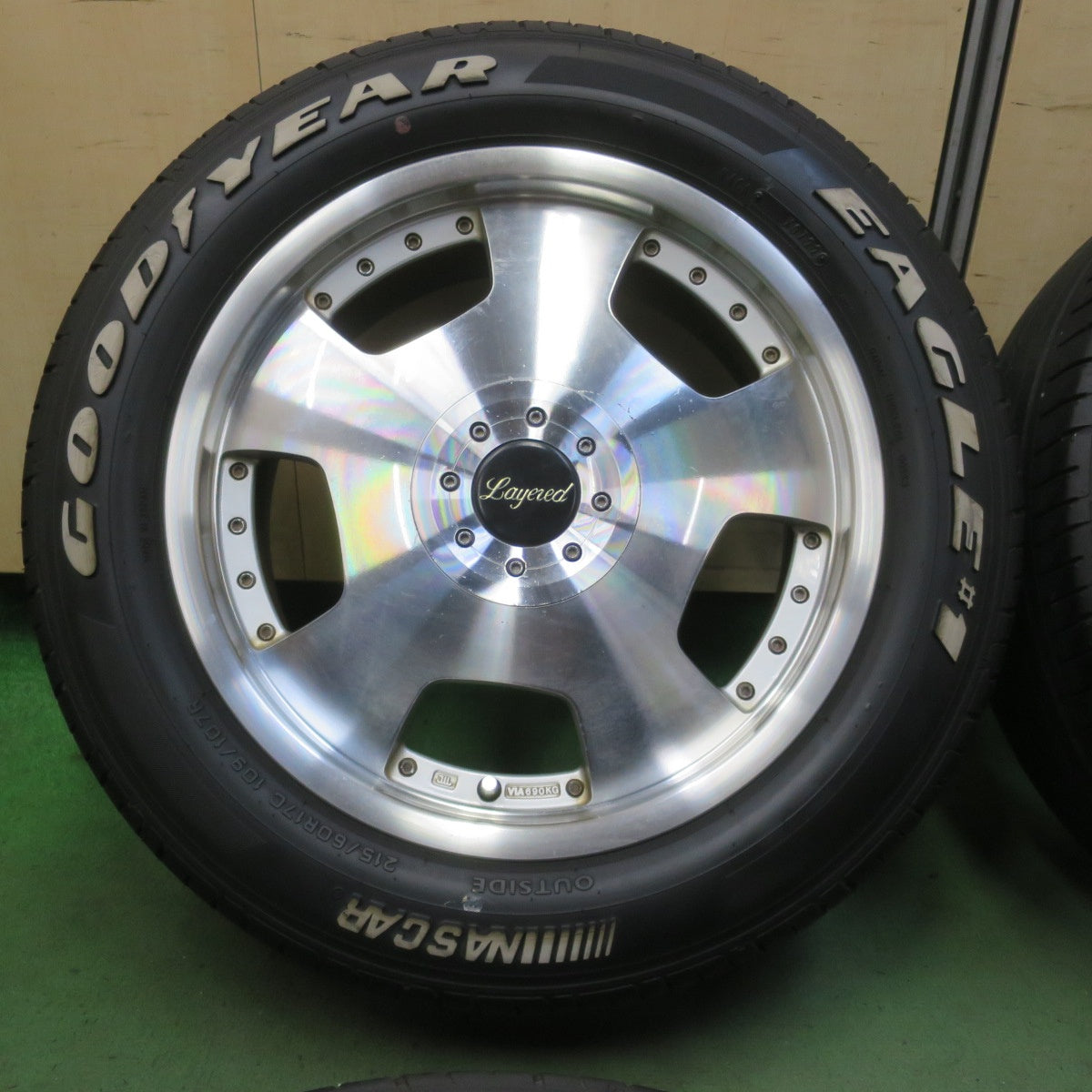 バリ溝！22年！9.5分★215/60R17 109/107R グッドイヤー イーグル #1 Layered ディッシュ レイヤード 17インチ PCD114.3/4H 5H マルチ★6052902イノ