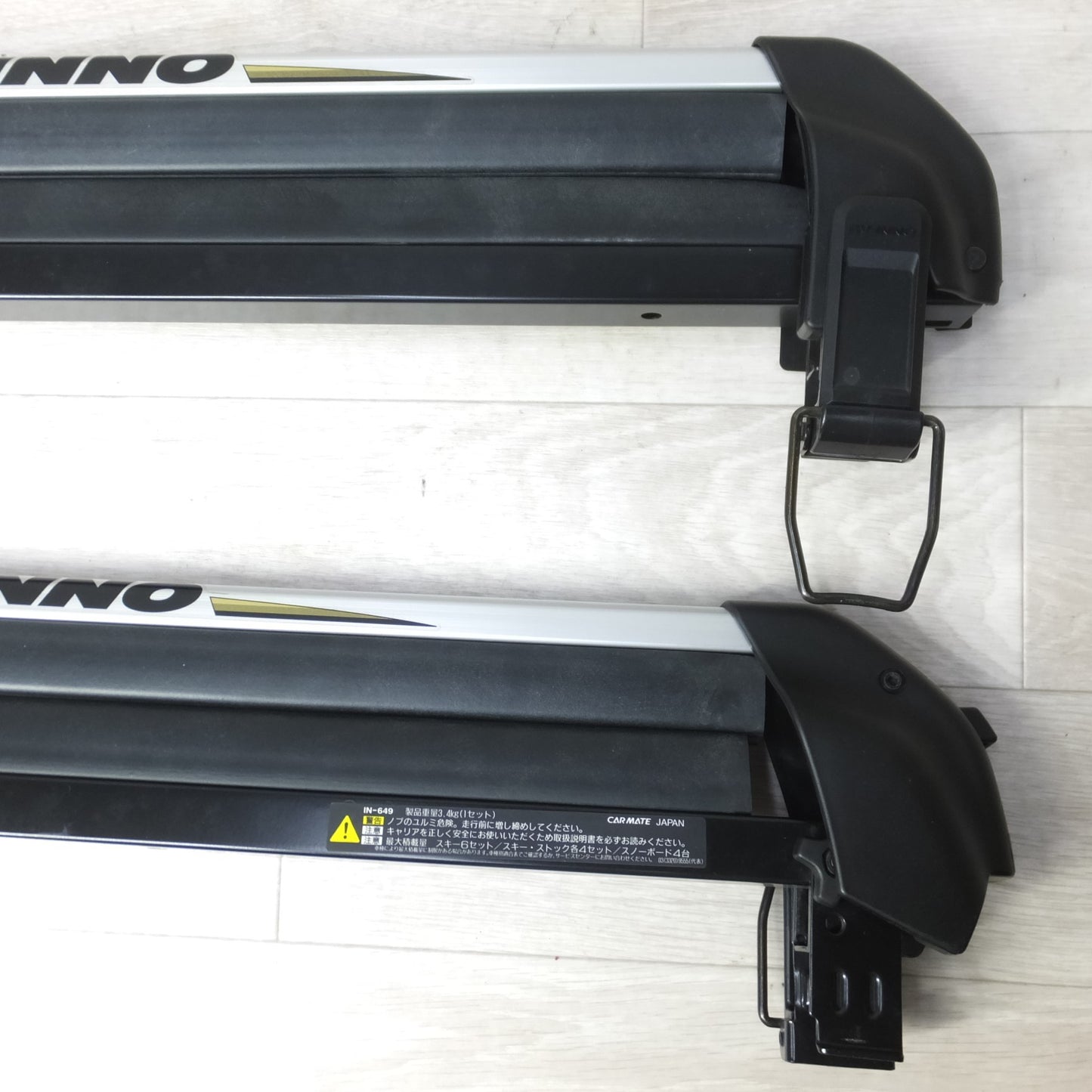 [送料無料] ◆INNO スキー キャリア IN-649 スノーボード  スキー６セット スノーボード４台 鍵あり◆