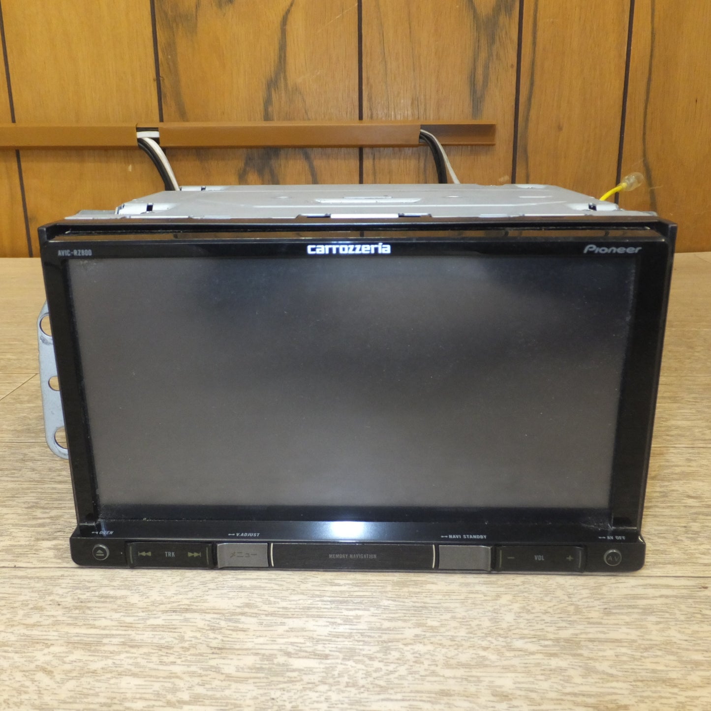 [送料無料] ★カロッツェリア carrozzeria 業務用汎用カーナビゲーション AVIC-RZ800-D 地デジモデル　地図データ 2016年★