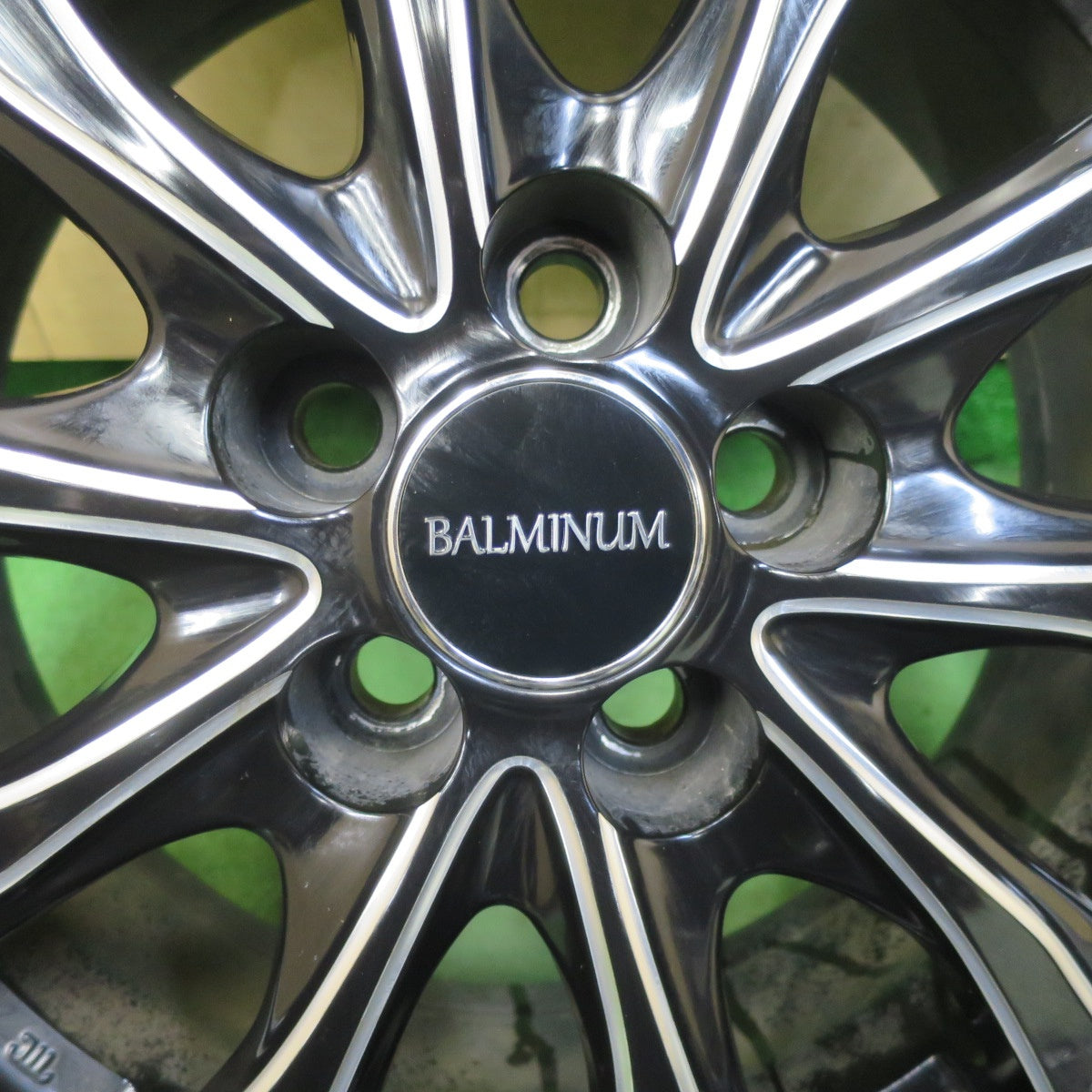 バリ溝！23年！9分★プリウス 等 195/65R15 スタッドレス ブリヂストン ブリザック VRX2 BALMINUM バルミナ 15インチ PCD100/5H★5090302TTス