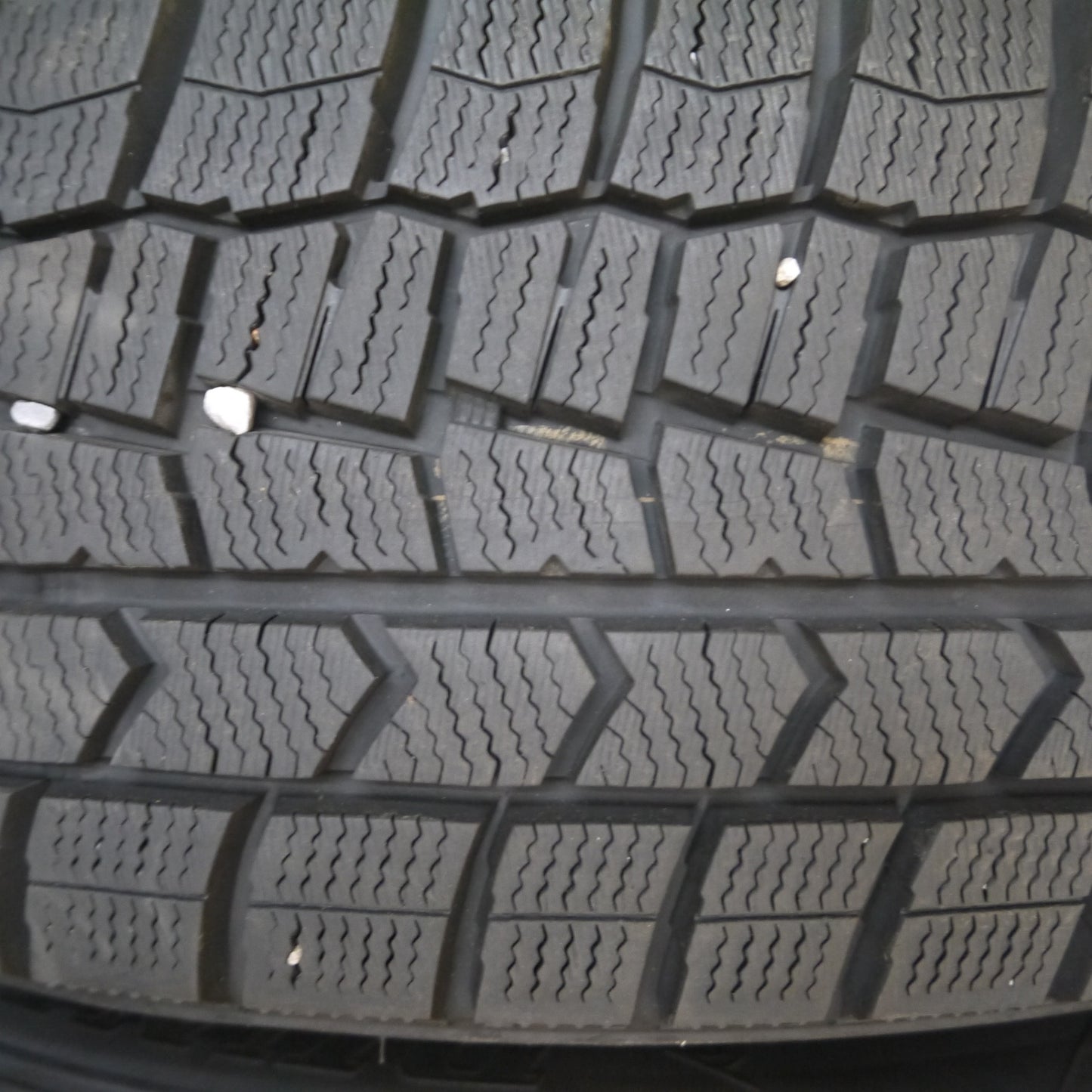 *送料無料* バリ溝！22年！キレイ！9.5分以上★プリウス等 195/65R15 スタッドレス ダンロップ ウインターマックス WM02 AZ SPORTS 15インチ PCD100/5H★4061703Hス