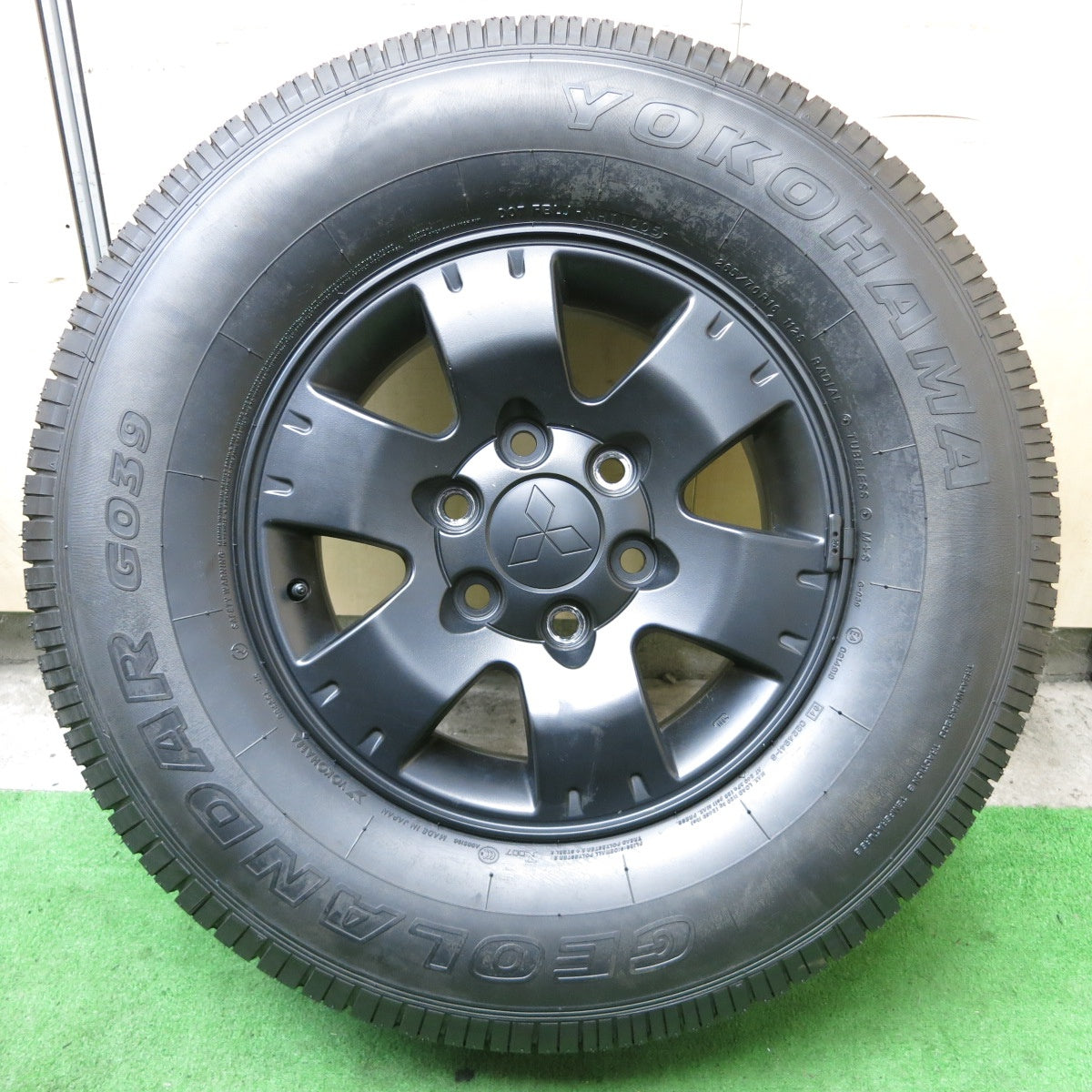 未使用！1本★三菱 パジェロ 純正 カスタム 265/70R16 ヨコハマ ジオランダー G039 スペア 16インチ PCD139.7/6H★5091002ナノ