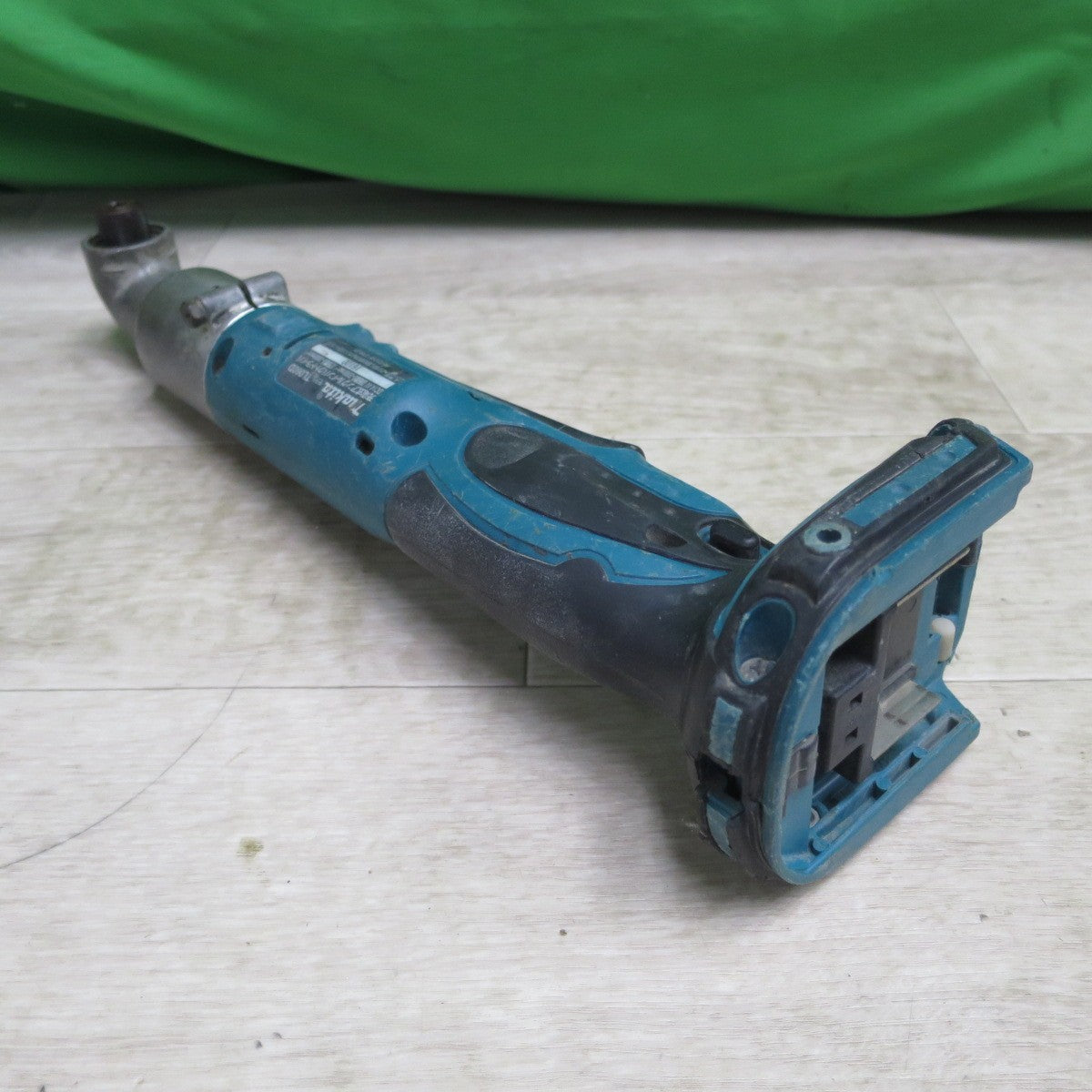 [送料無料] ☆マキタ 充電式 アングル インパクトドライバ TL060D 電動 工具 makita☆