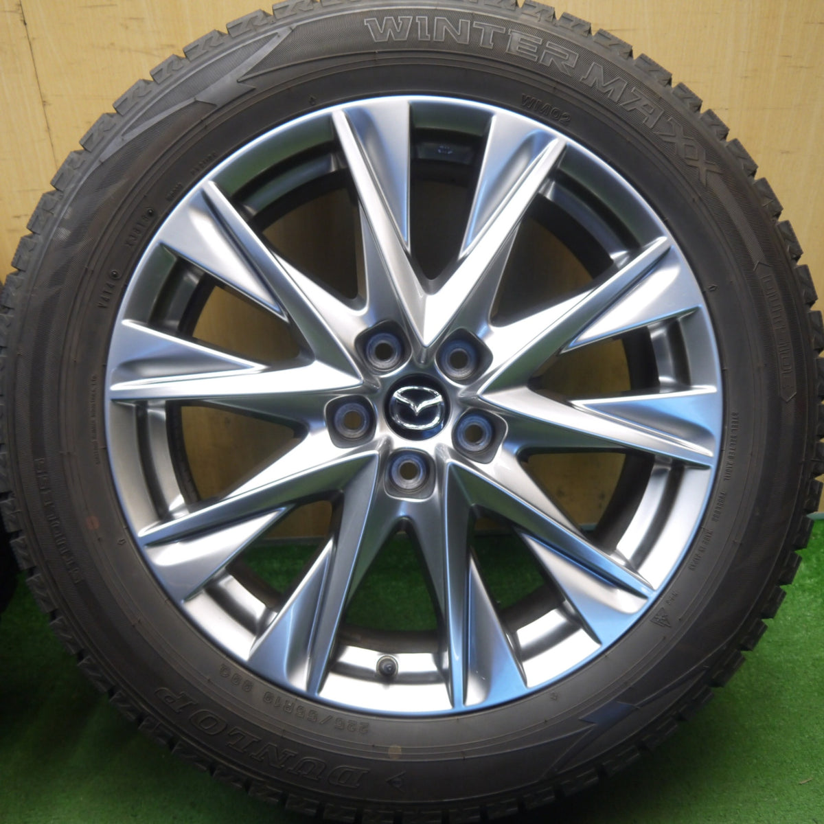 バリ溝！キレイ！9分◎マツダ CX-8 純正 225/55R19 スタッドレス ダンロップ ウインターマックス WM02 CX8 19インチ PCD114.3/5H◎6090802Hス