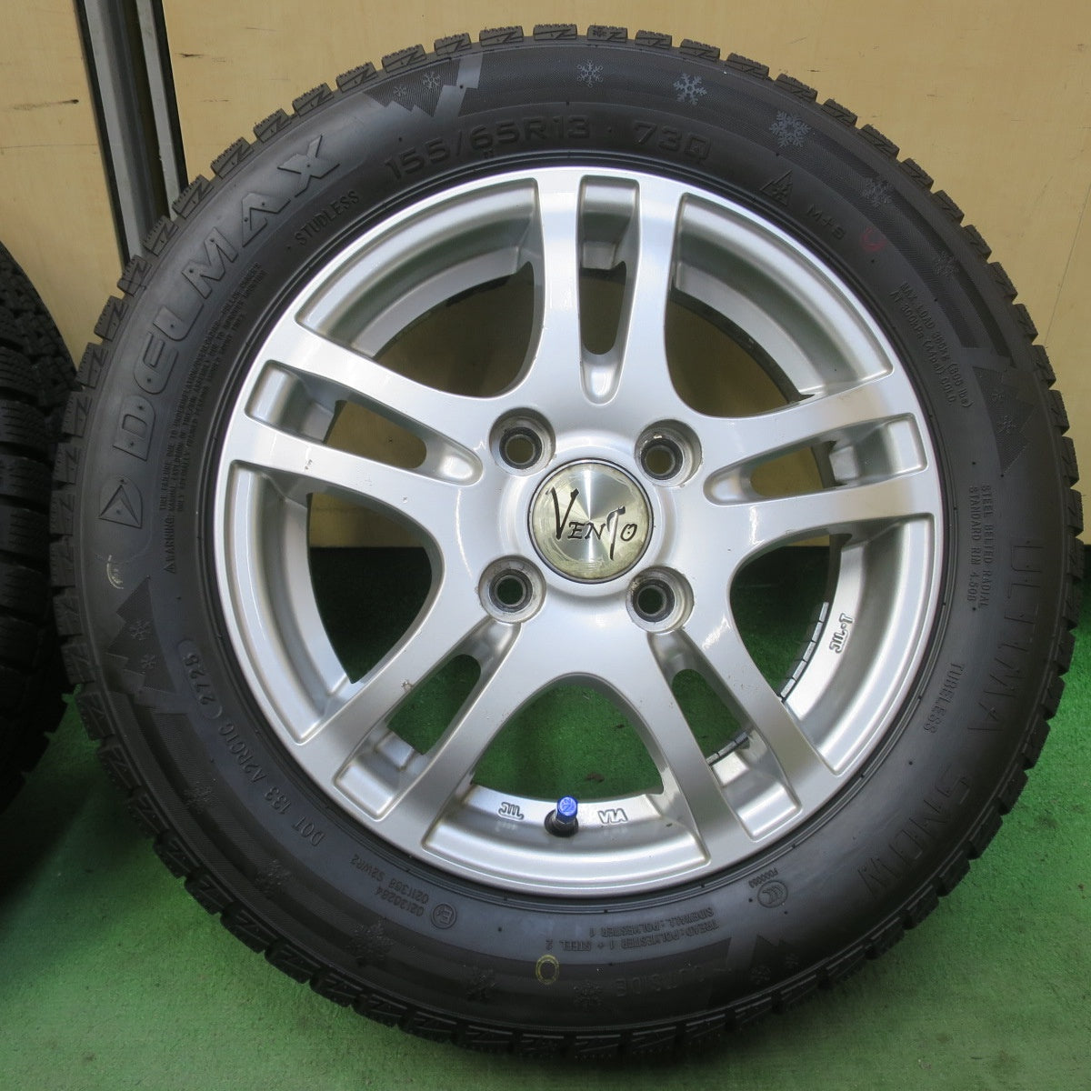 バリ溝！25年！ほぼ10分◎スタッドレス 155/65R13 デルマックス ULTIMA SNOW VENTO ヴェント 13インチ PCD100/4H◎6082906イス