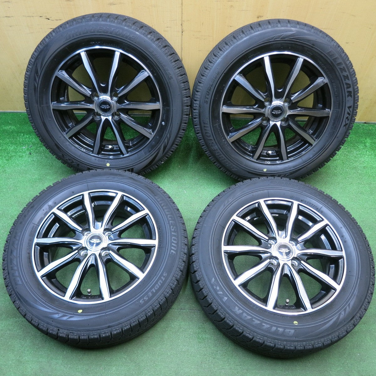 バリ溝！キレイ！9.5分★スタッドレス 185/65R15 ブリヂストン ブリザック VRX TEAD テッド 15インチ PCD100/4H★6031517HAス
