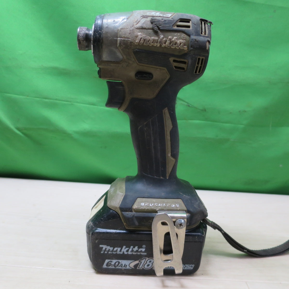 [送料無料] ☆マキタ 充電式 インパクトドライバ TD173D 電動 工具 18V コードレス makita☆