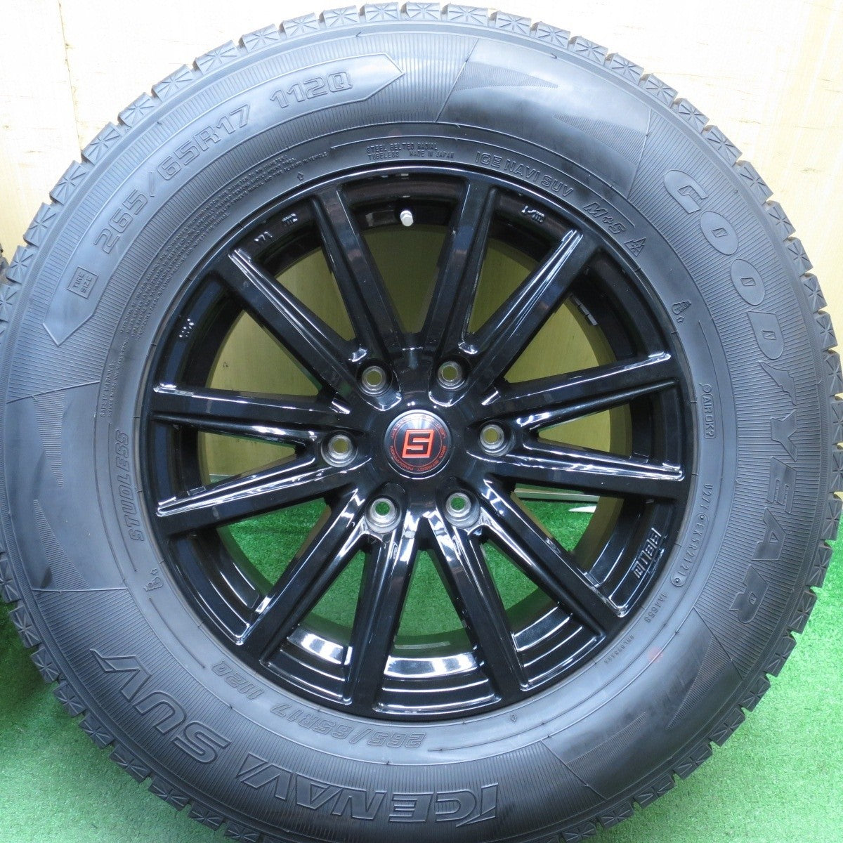 タイヤほぼ未使用！21年！キレイ★スタッドレス 265/65R17 グッドイヤー アイスナビ SUV SEIN ザイン 17インチ PCD139.7/6H★5040702KKス