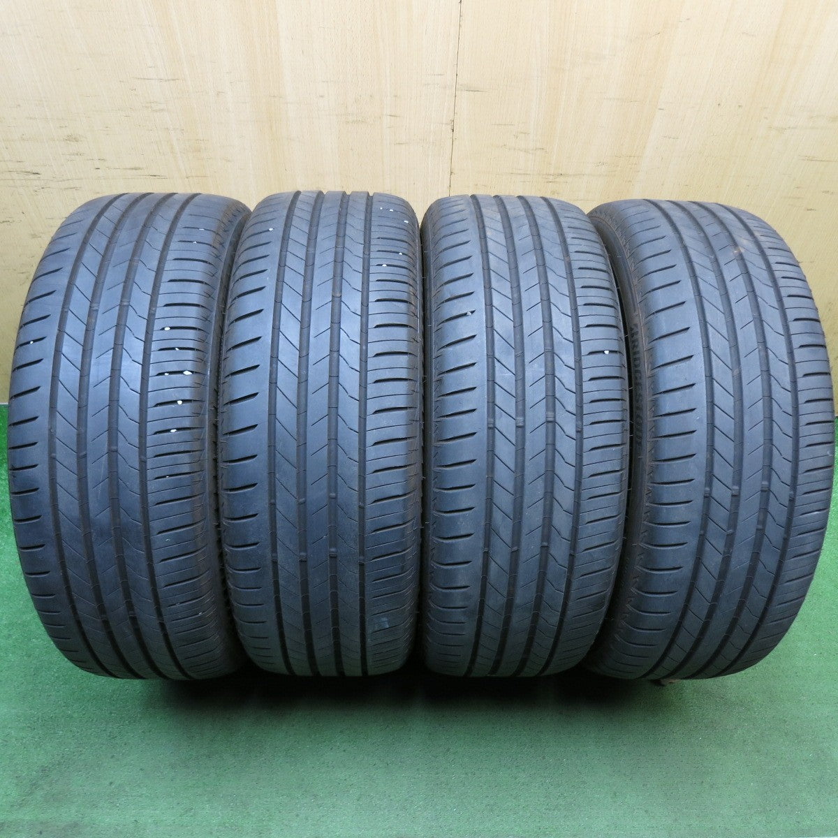 バリ溝！24年！9分◎235/50R20 ブリヂストン アレンザ 001 RFT ALENZA タイヤ 20インチ レクサス NX RX ハリアー RAV4 CX-5 CX-8 CX-60 等◎6091104KKノタ