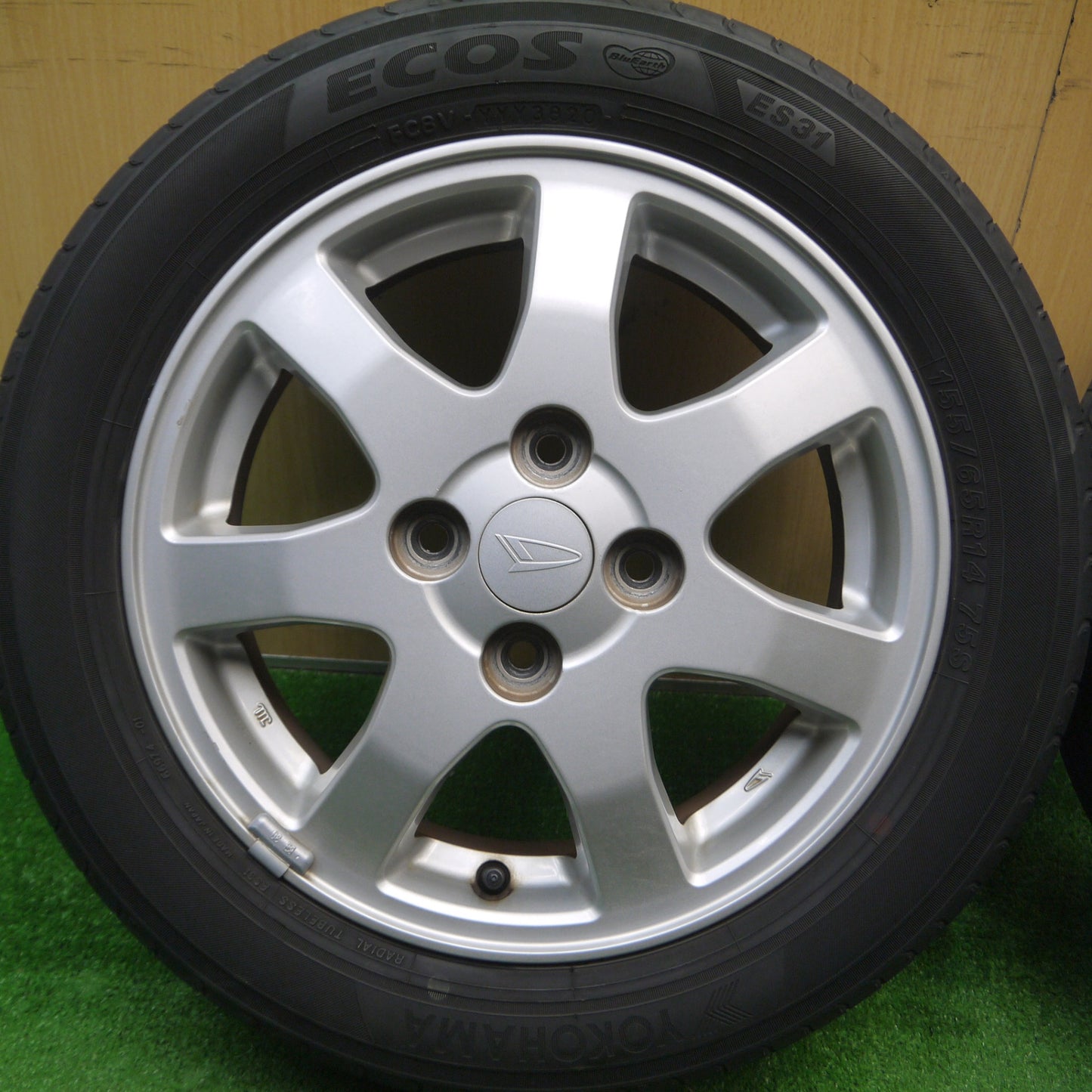 [送料無料] 4本価格★ダイハツ ムーヴ タント 等 純正 155/65R14 ヨコハマ エコス ES31 14インチ PCD100/4H★5010613Hノ