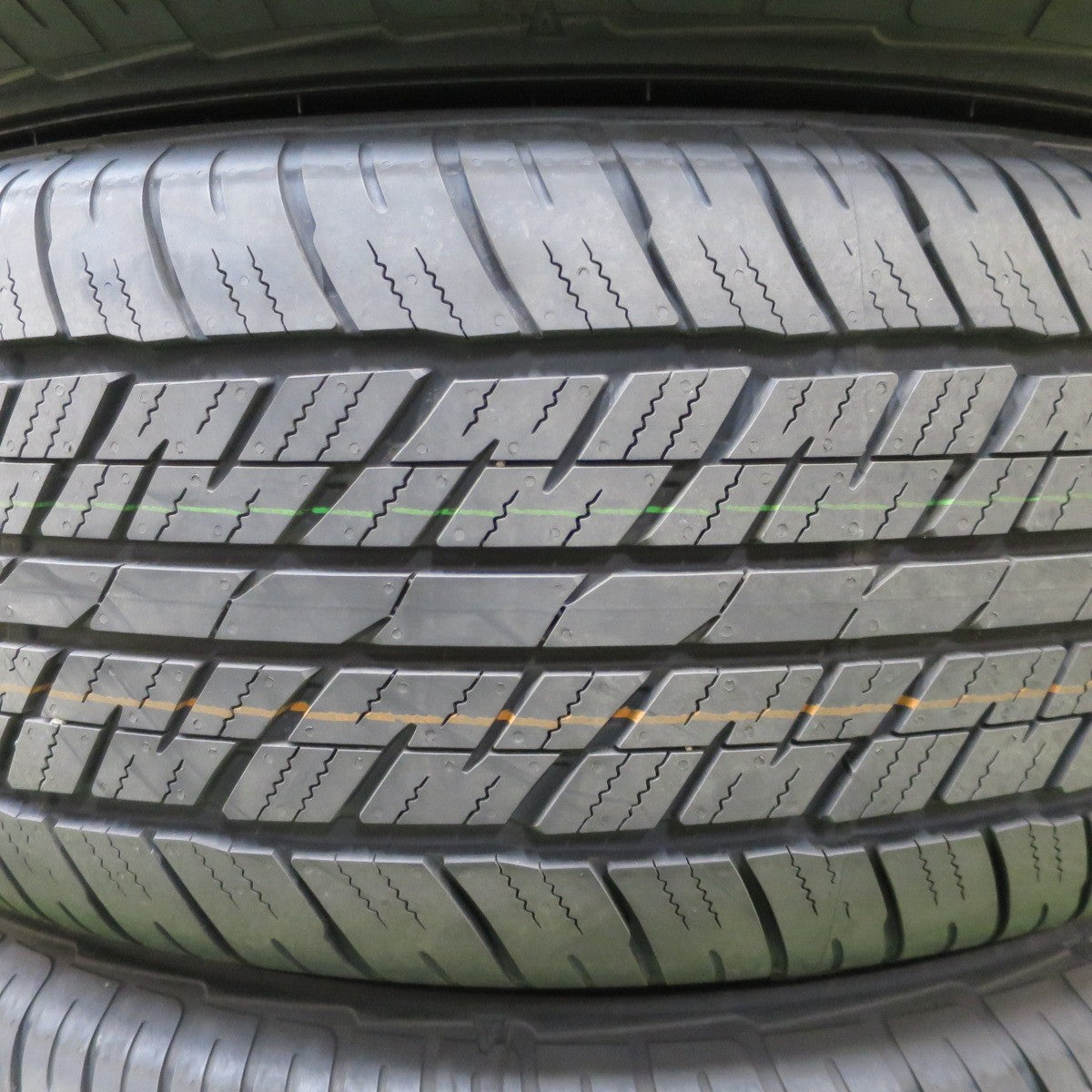 新車外し！25年★265/65R18 ダンロップ AT23 グラントレック タイヤ 18インチ ランクル 250 プラド 等★6020901NGノタ