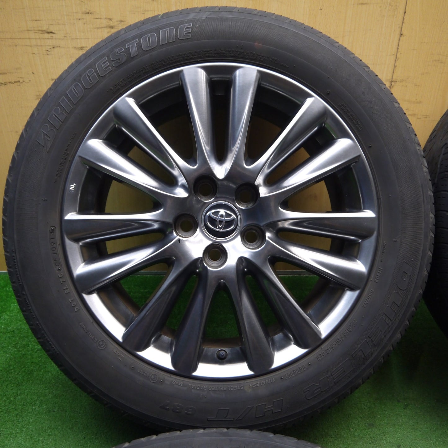 4本価格★トヨタ 60系 ハリアー 純正 235/55R18 ブリヂストン デューラー H/T 687 18インチ PCD114.3/5H★5060401KKノ