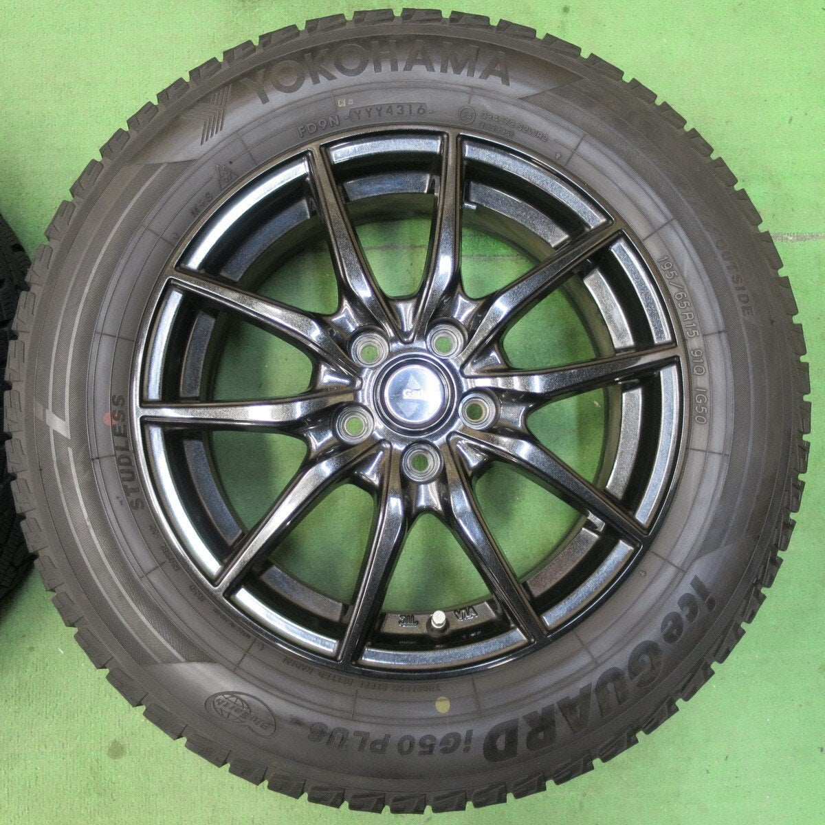 バリ溝！9分★プリウス 等 195/65R15 スタッドレス ヨコハマアイスガード iG50 プラス G.Speed Gスピード 15インチ PCD100/5H★5040804イス