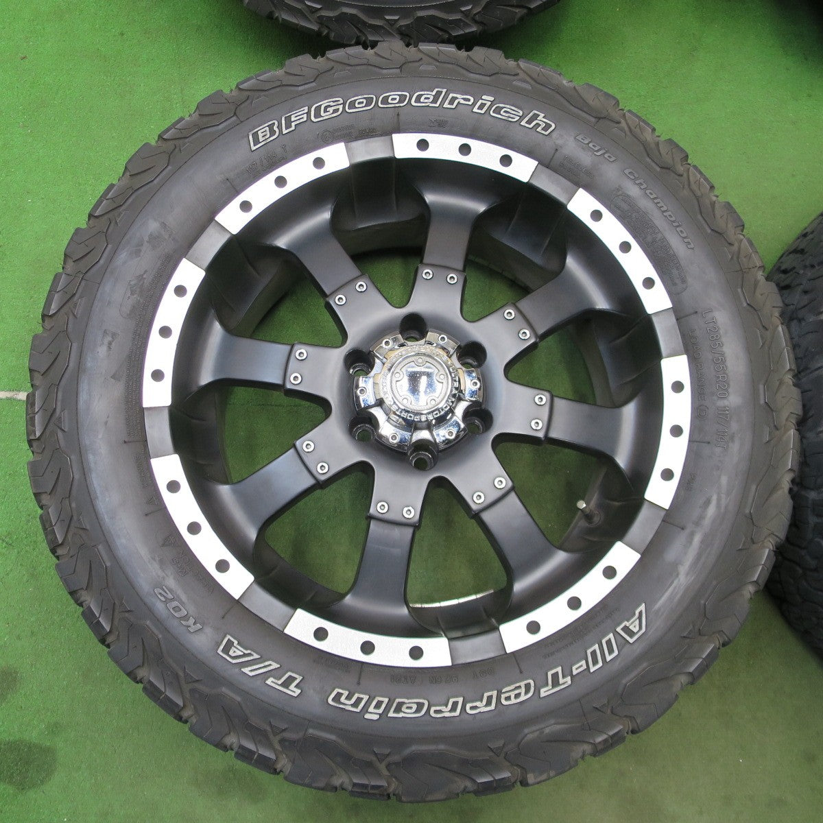 バリ溝！8.5分★285/55R20 117/114T BFグッドリッチ All-Terrain T/A KO2 ULTRA MOTOR SPORTS ウルトラ モーター スポーツ 20インチ PCD139.7/6H★6030402ナノ