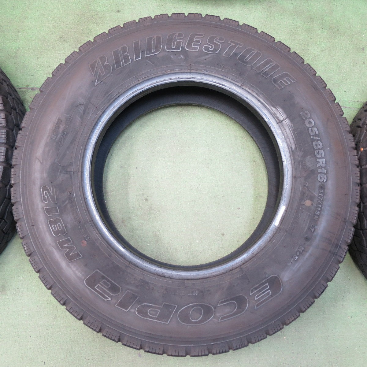 バリ溝！25年！8.5分！6本★トラック タイヤ 205/85R16 117/115N ブリヂストン エコピア M812 ミックス オールシーズン 16インチ★5102311イスタ