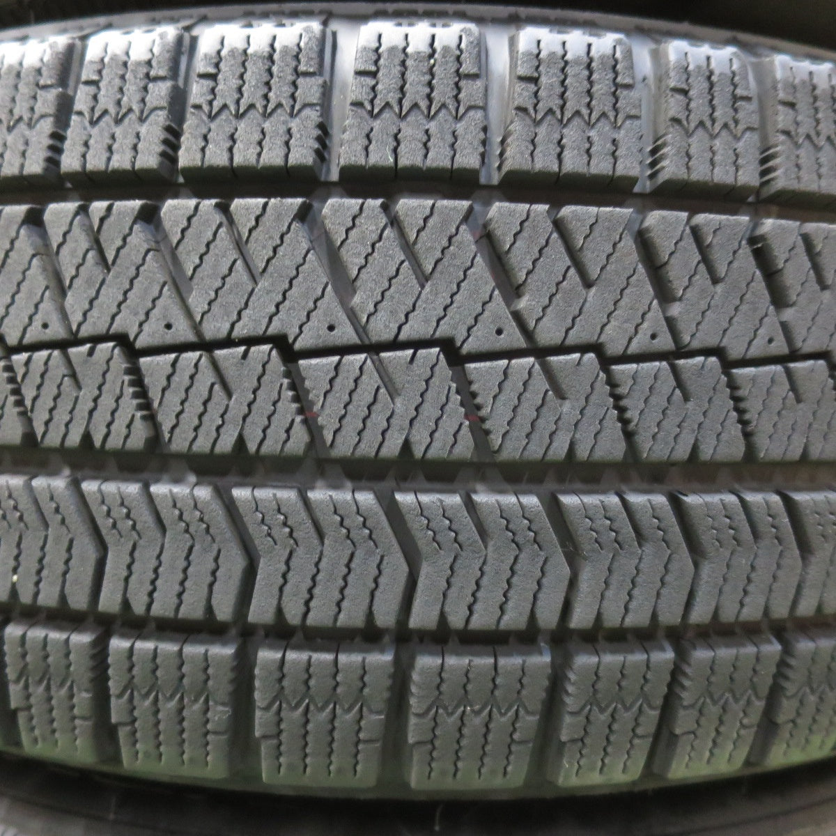 バリ溝！23年！キレイ！9分★スタッドレス 195/65R15 ブリヂストン ブリザック VRX2 社外 アルミ 15インチ PCD114.3/5H★5112809イス