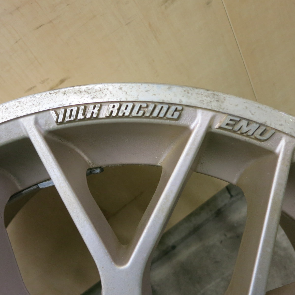 *送料無料* 2本価格★RAYS VOLK RACING EMU ホイール 17インチ レイズ ボルクレーシング 17×8JJ PCD114.3/4H 5H マルチ★4082801ナホ