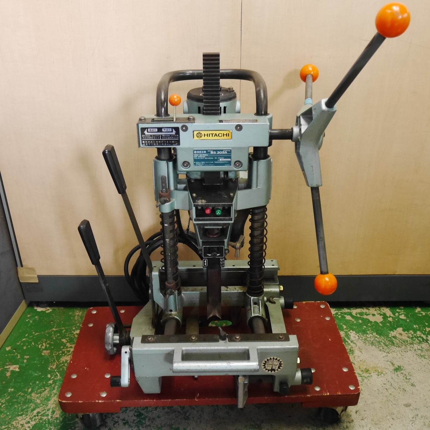 [送料無料] ☆日立 30mm 深穴 角のみ BS30SA 電動 工具 カクノミ 角ノミ 穴あけ 100V HITACHI☆
