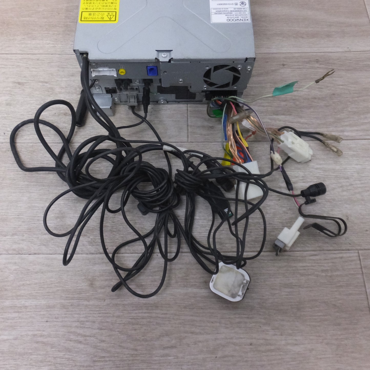 [送料無料] ★ケンウッド KENWOOD メモリーナビゲーション MDV-Z701W(5)★