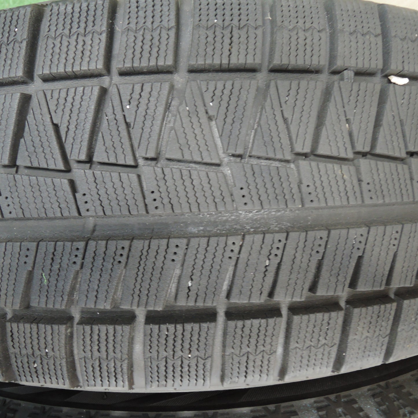 *送料無料* バリ溝！8.5分★ホンダ ヴェゼル 純正 215/55R17 スタッドレス ブリヂストン ブリザック REVO GZ PCD114.3/5H★4031901TNス