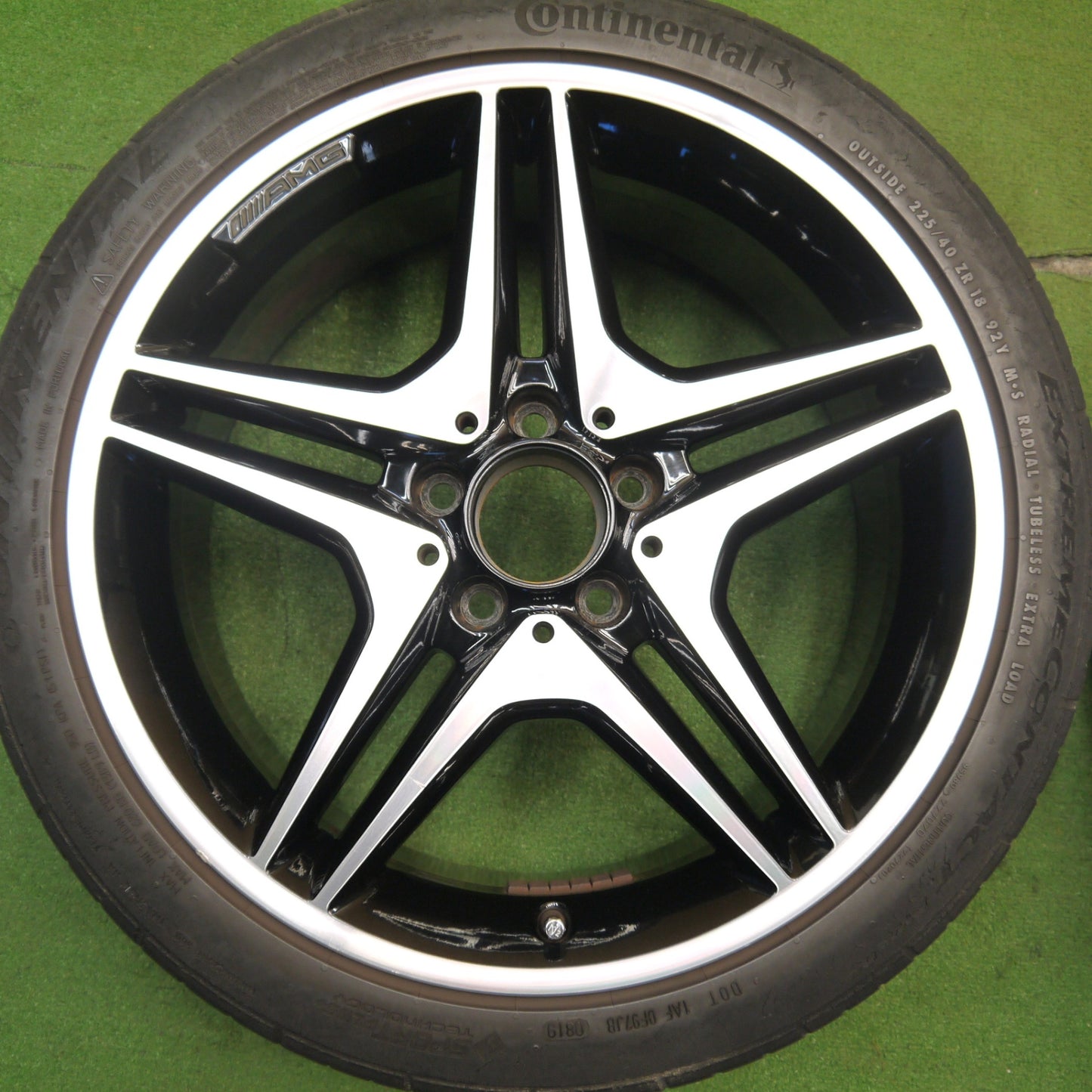 キレイ★ベンツ Aクラス W176 純正 AMG 225/40R18 コンチネンタル エクストリームコンタクト DWS06 18インチ PCD112/5H★5041812Hノ