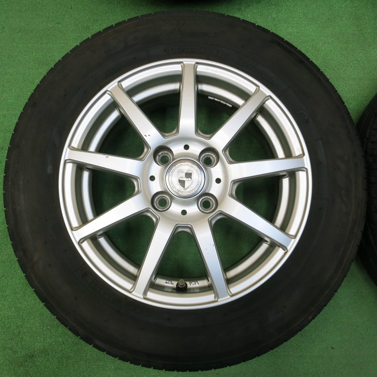 *送料無料* 4本価格！21年★175/70R14 トーヨー SD-7 GMach 14インチ PCD100/4H★4033001イノ