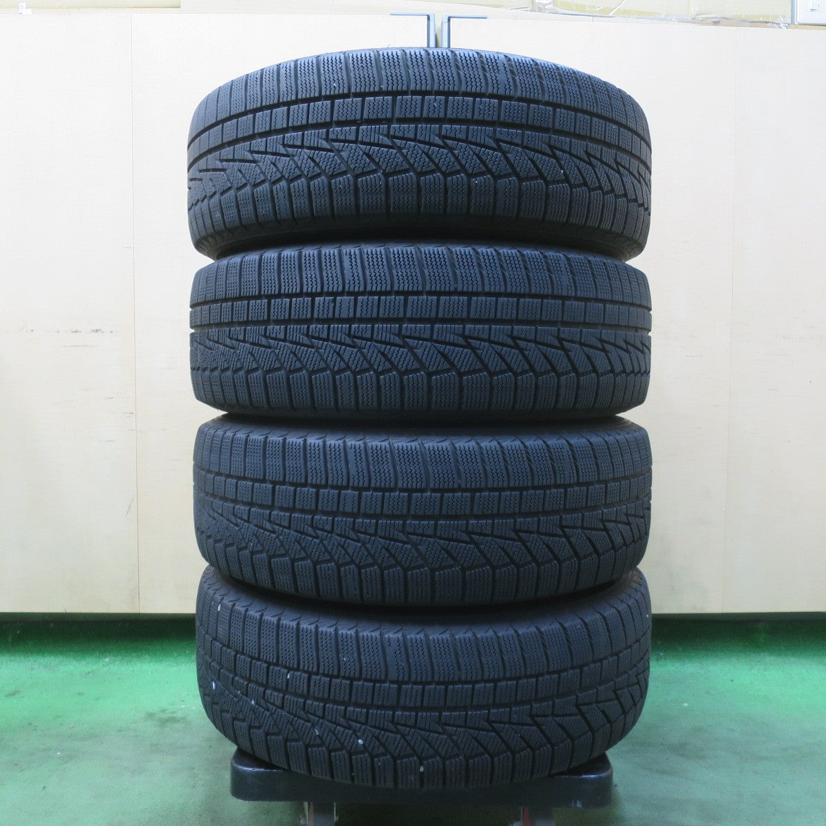 4本価格★ホンダ ステップワゴン 純正 スチール 195/65R15 スタッドレス ハンコック ウインター アイセプト IZ2A 15インチ PCD114.3/5H★6021012イス
